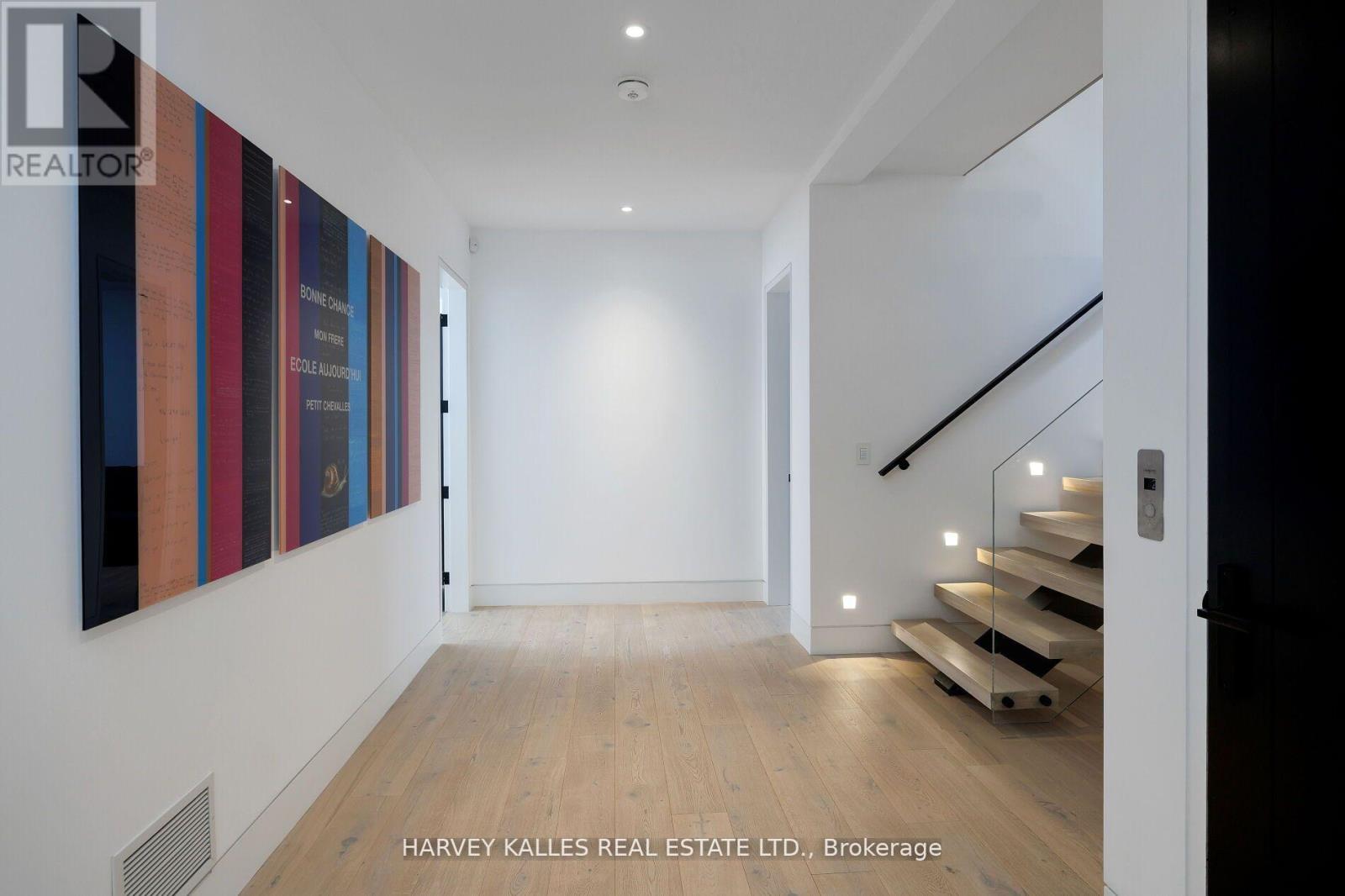 5 DEWBOURNE AVENUE