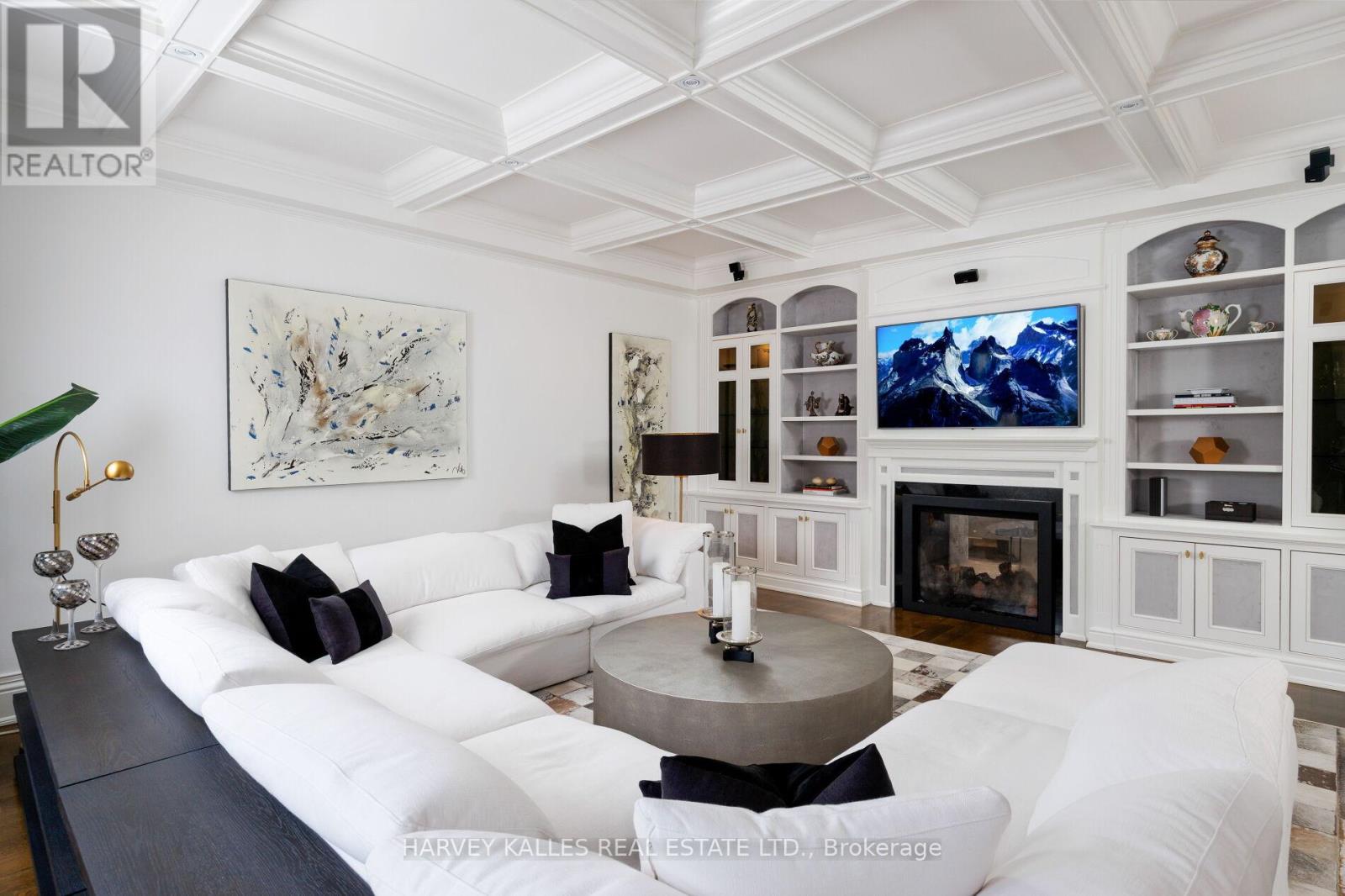 215 DUNVEGAN ROAD