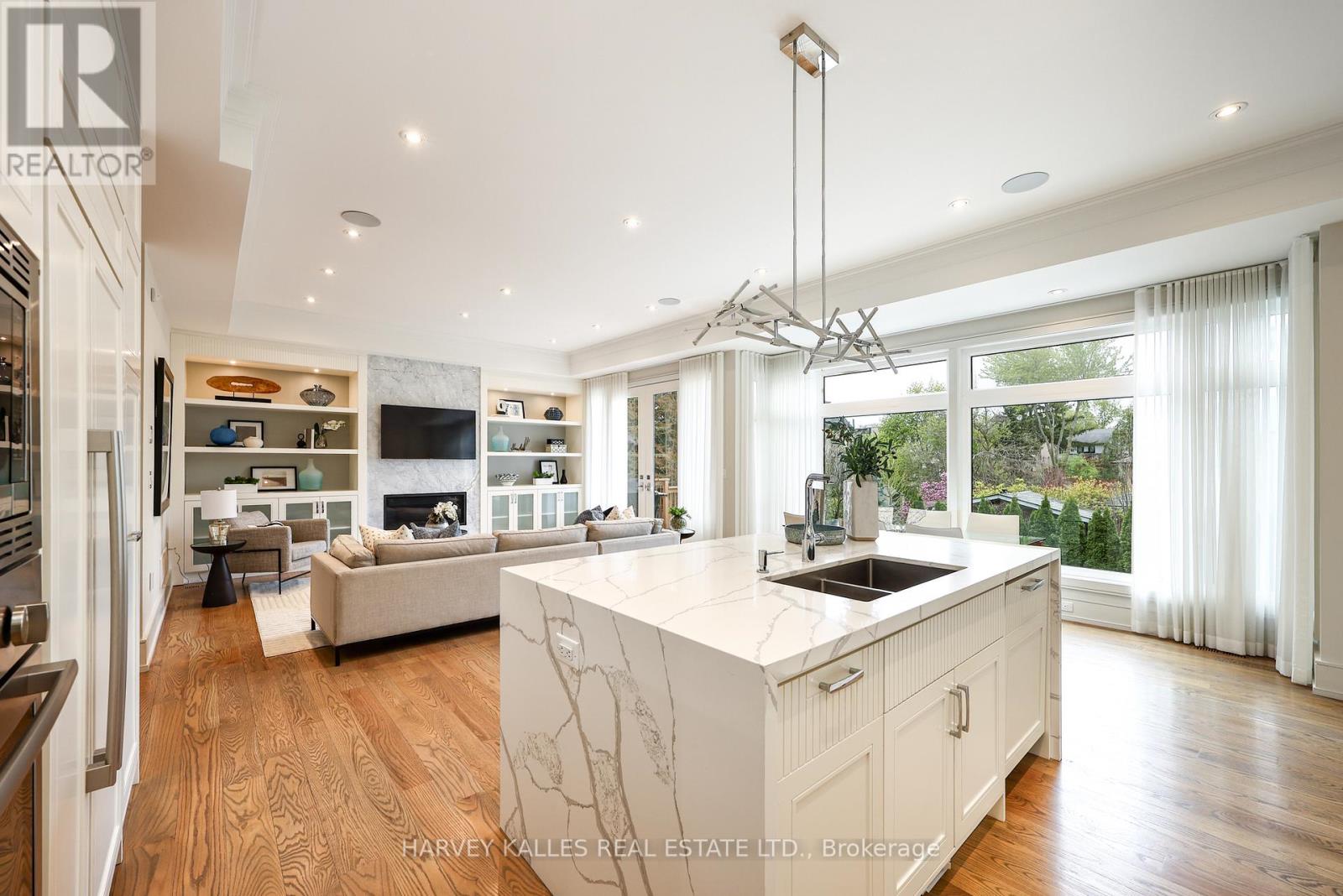 261 BROOKE AVENUE