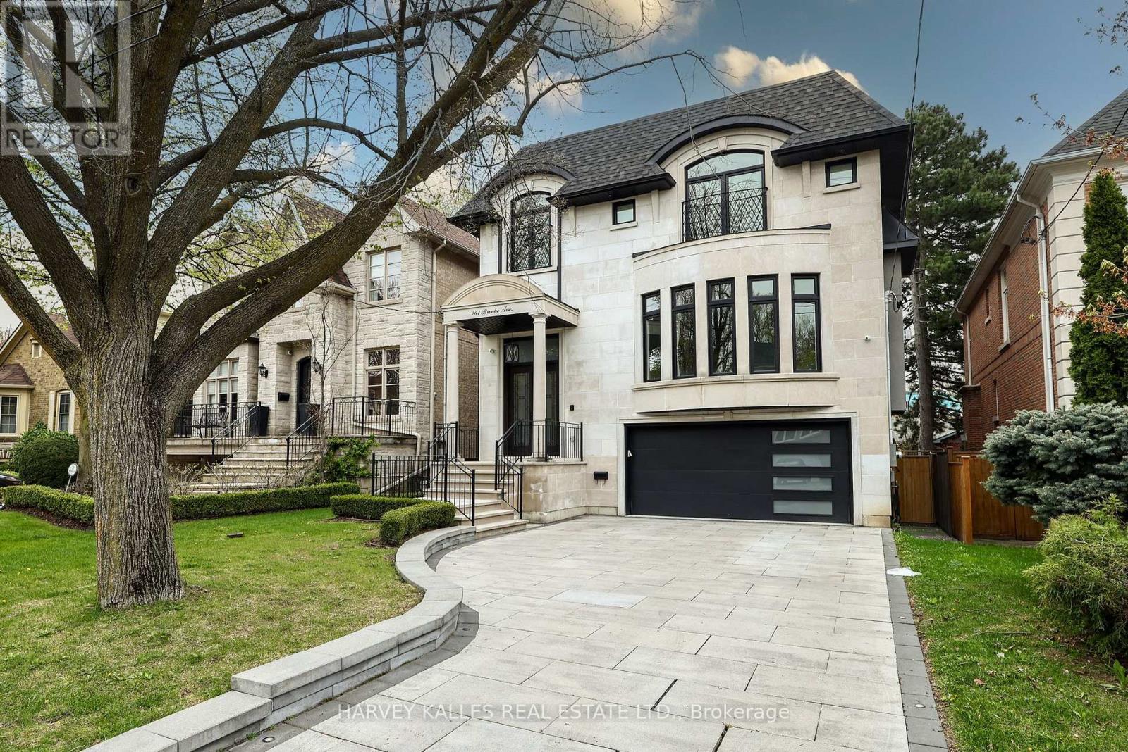 261 BROOKE AVENUE
