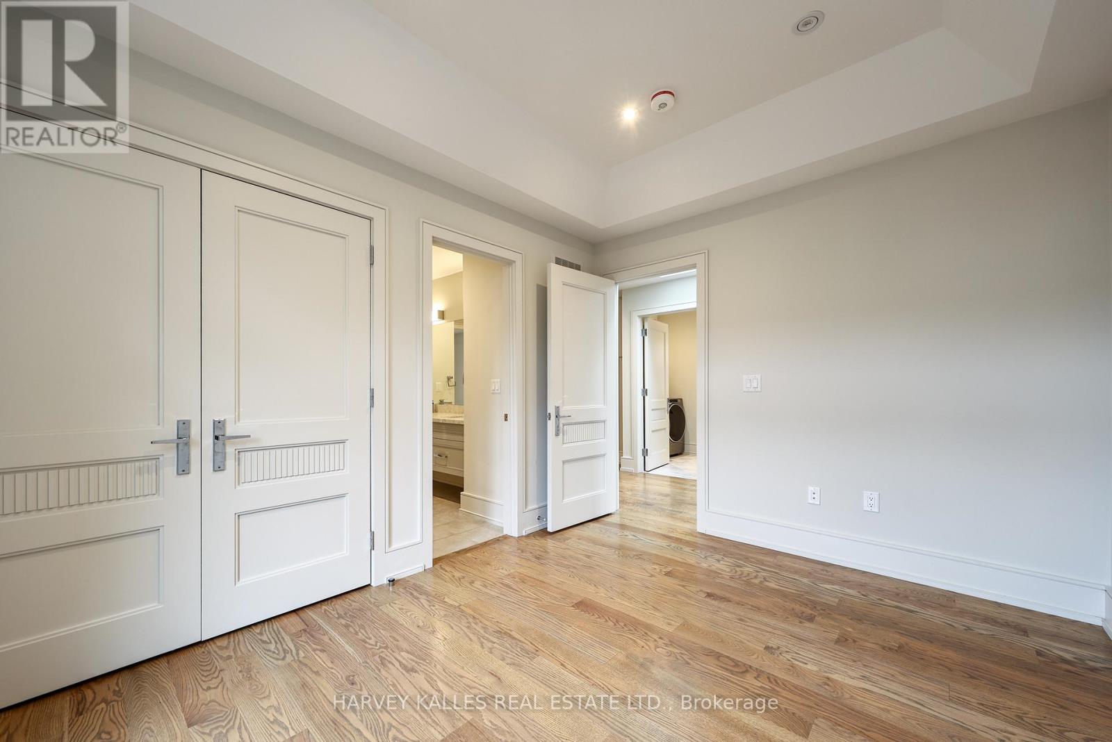 261 BROOKE AVENUE