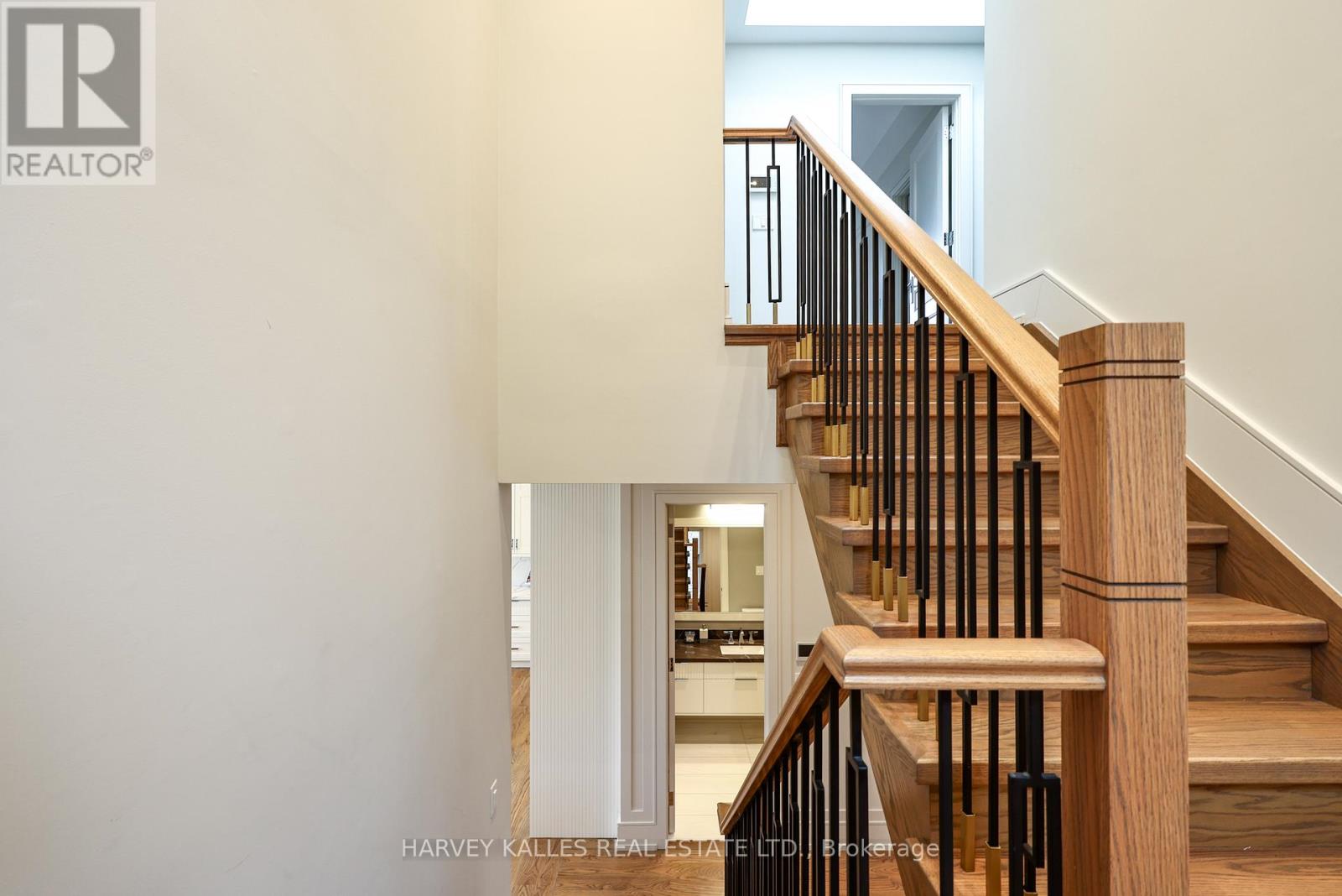 261 BROOKE AVENUE