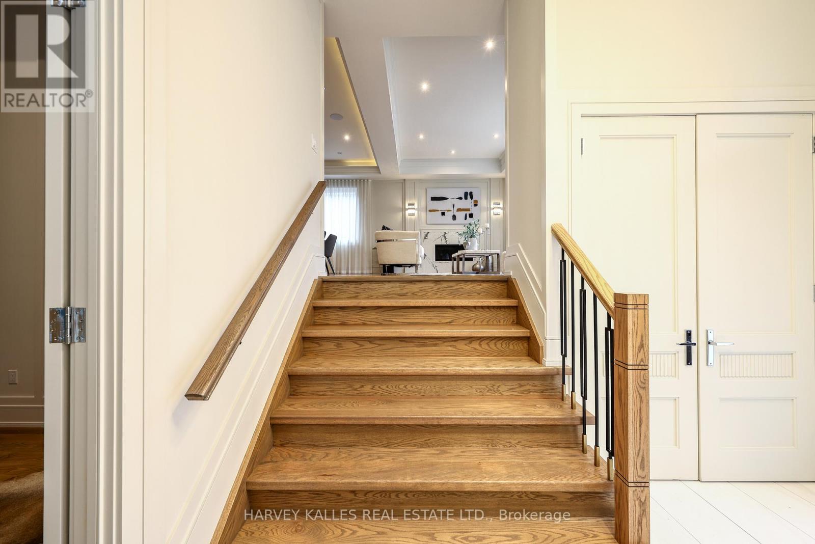 261 BROOKE AVENUE