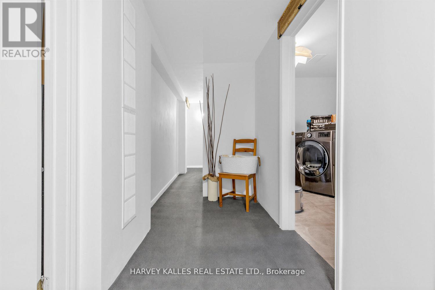 246 BURNETT AVENUE