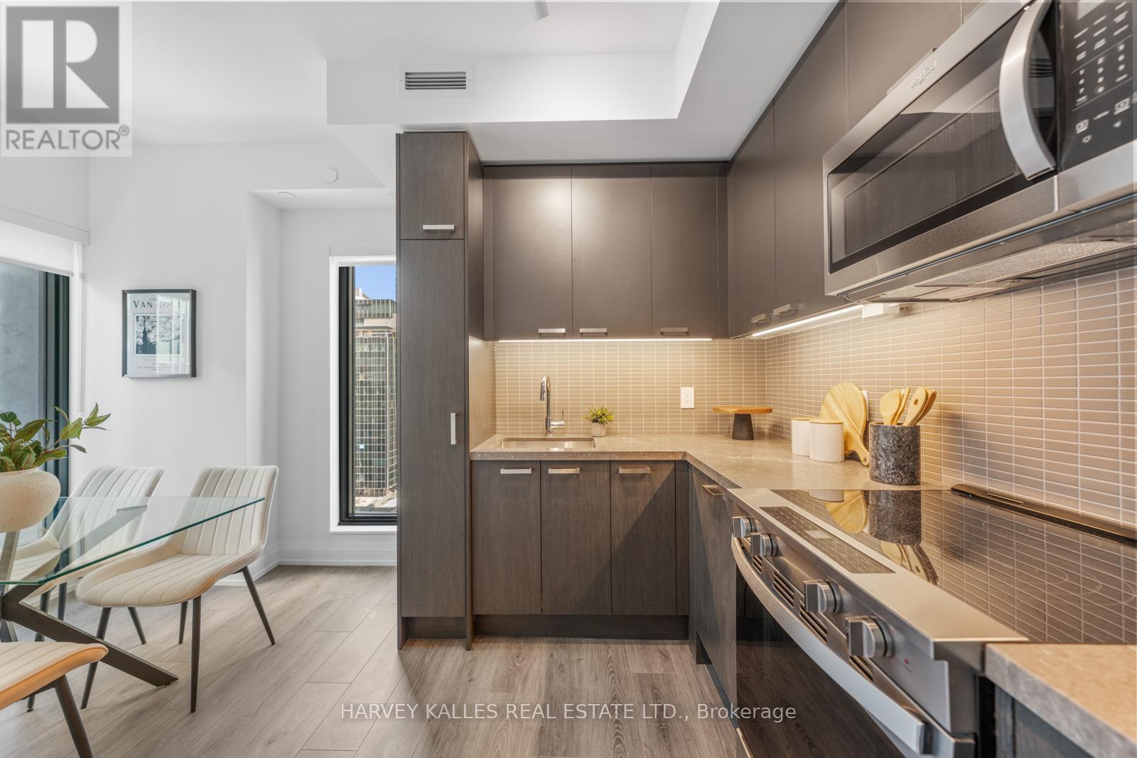 1408 - 20 SOUDAN AVENUE