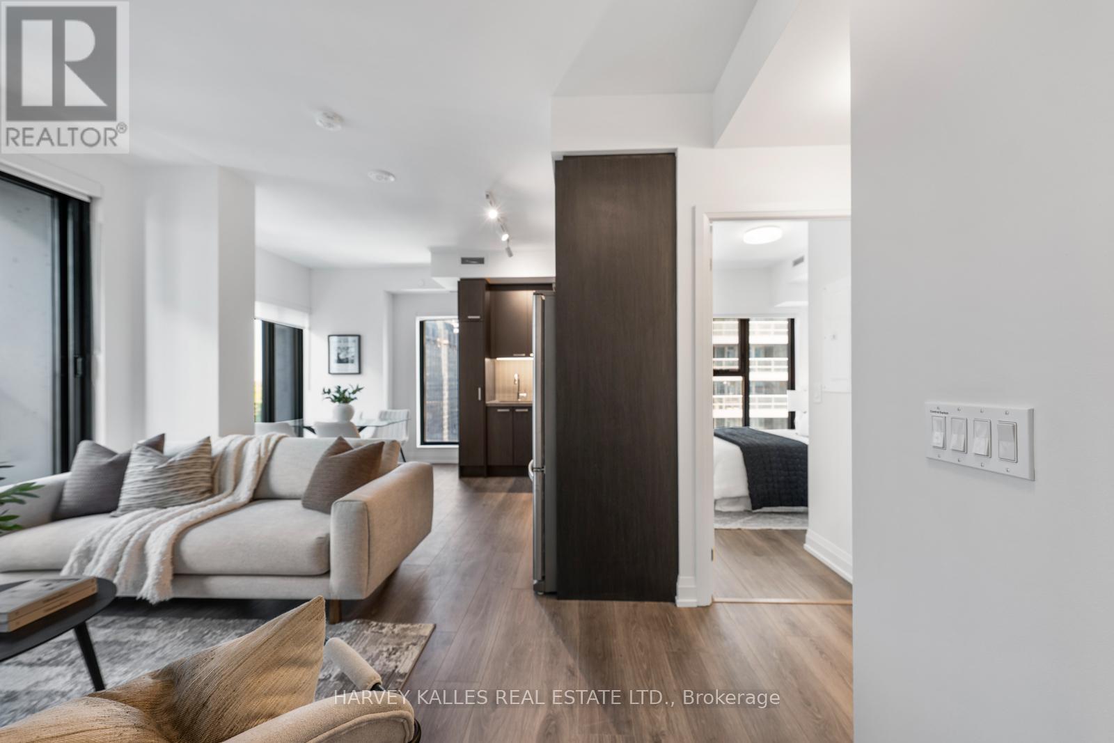 1408 - 20 SOUDAN AVENUE