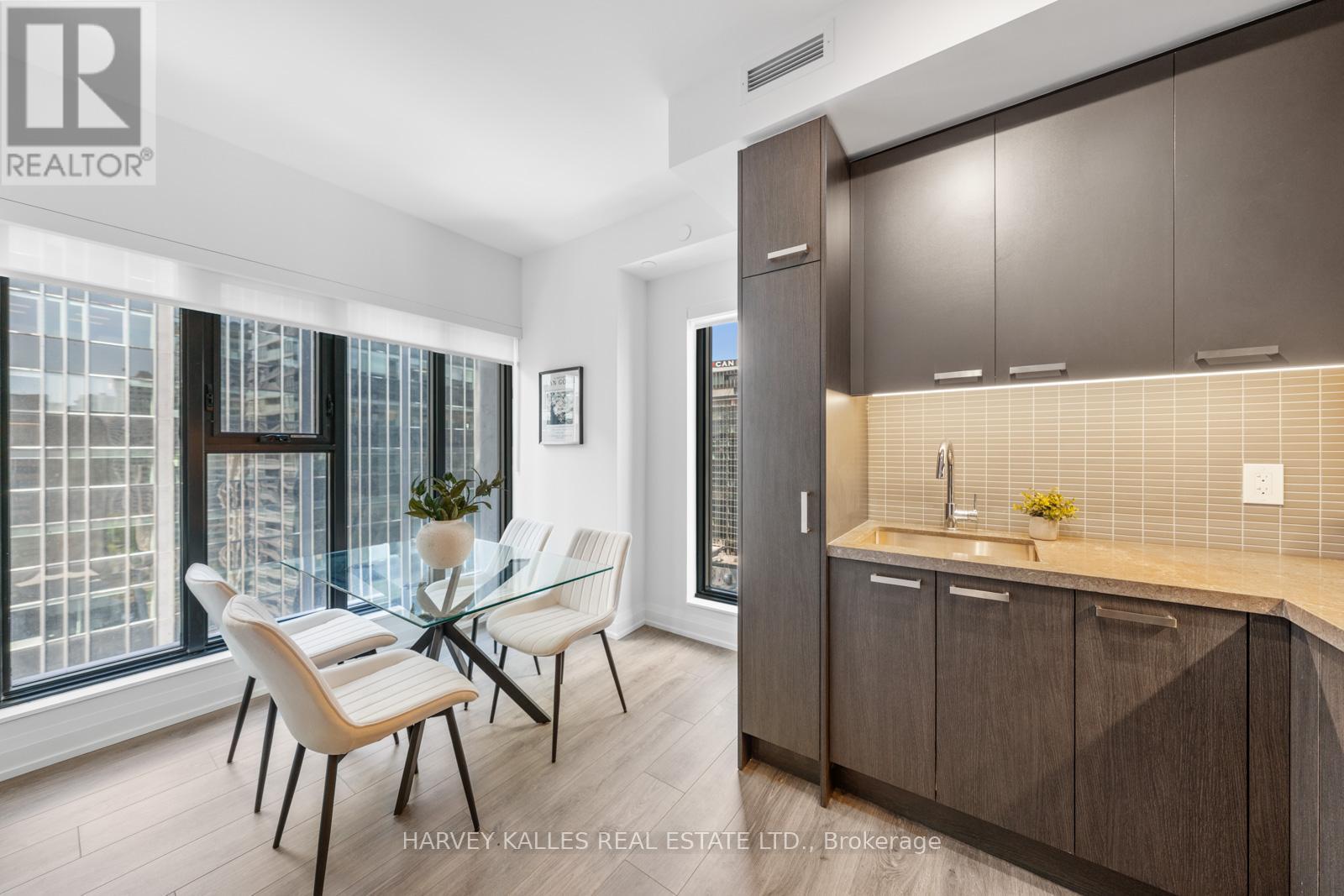 1408 - 20 SOUDAN AVENUE