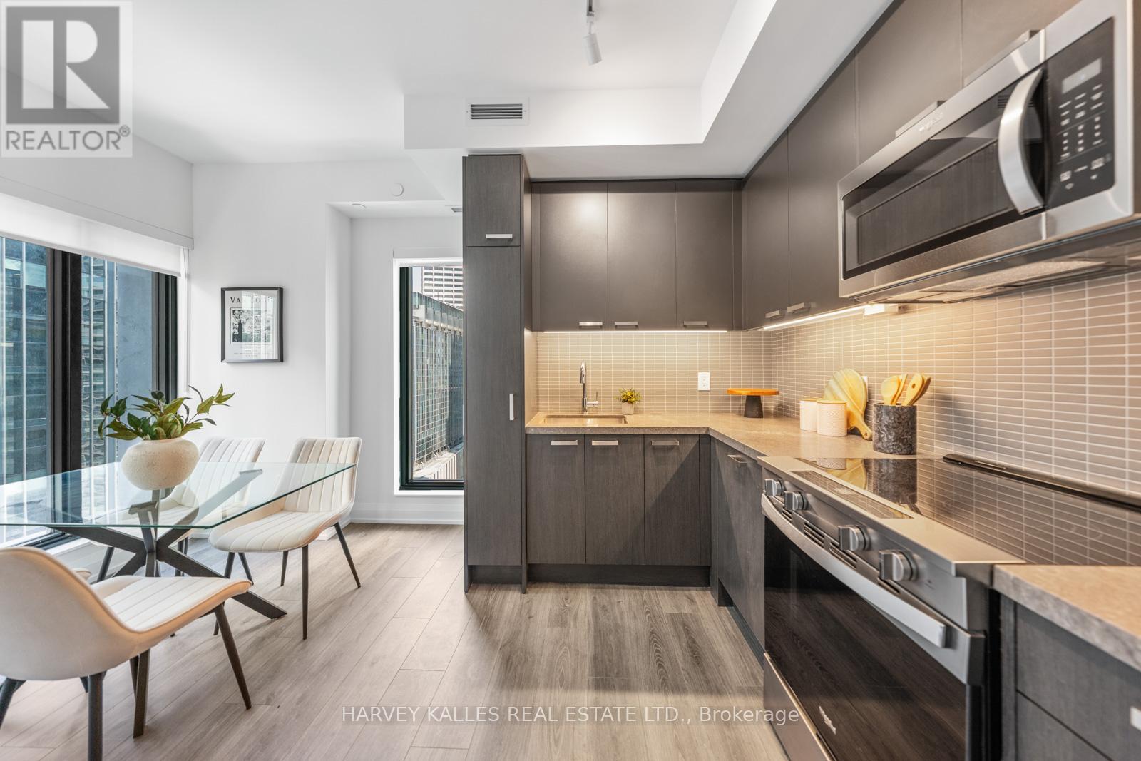 1408 - 20 SOUDAN AVENUE