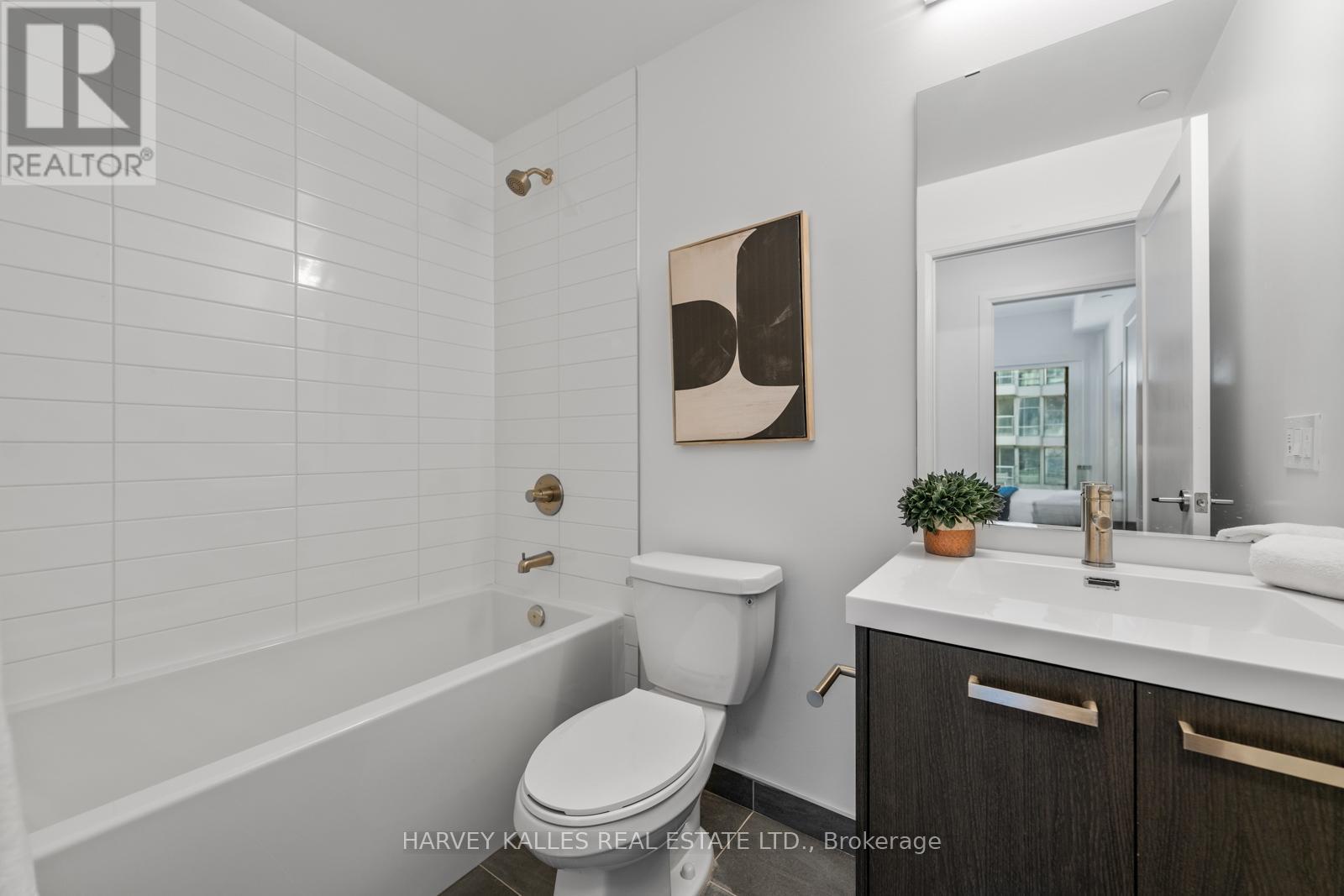 1408 - 20 SOUDAN AVENUE