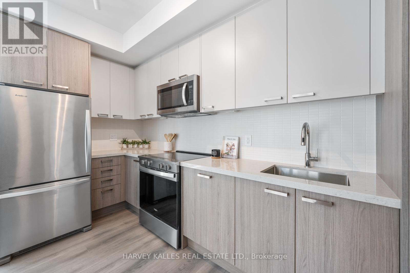 1001 - 20 SOUDAN AVENUE