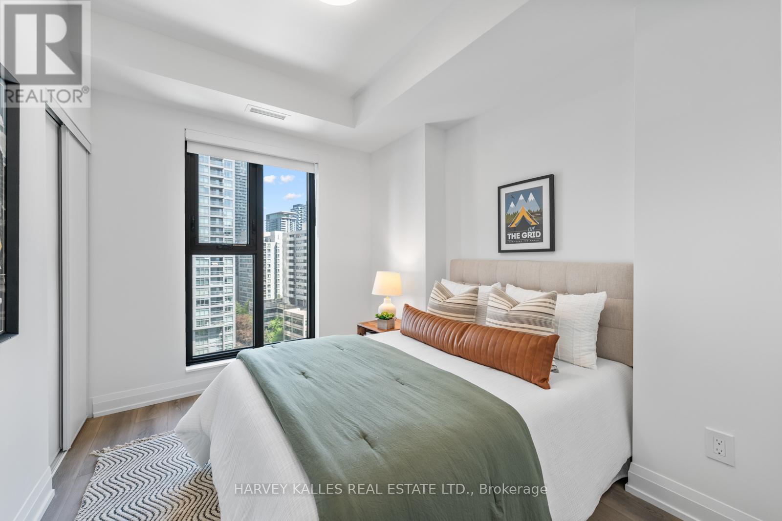 1001 - 20 SOUDAN AVENUE