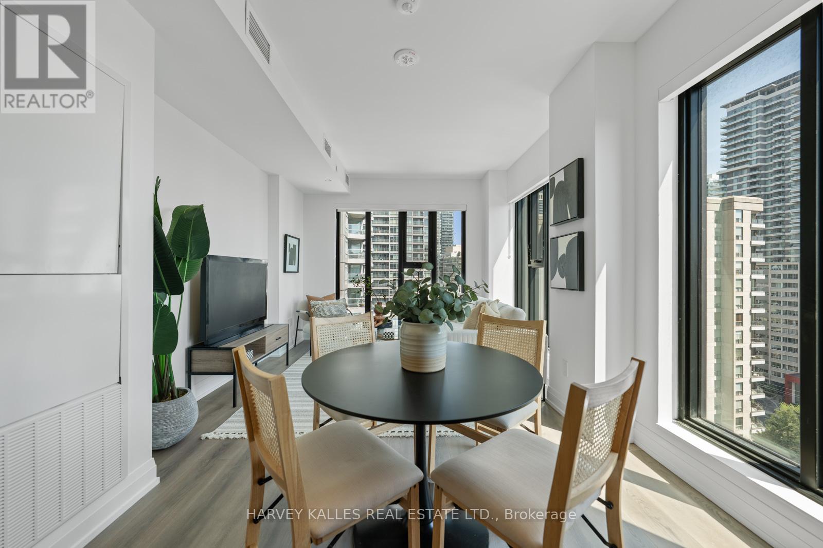 1001 - 20 SOUDAN AVENUE