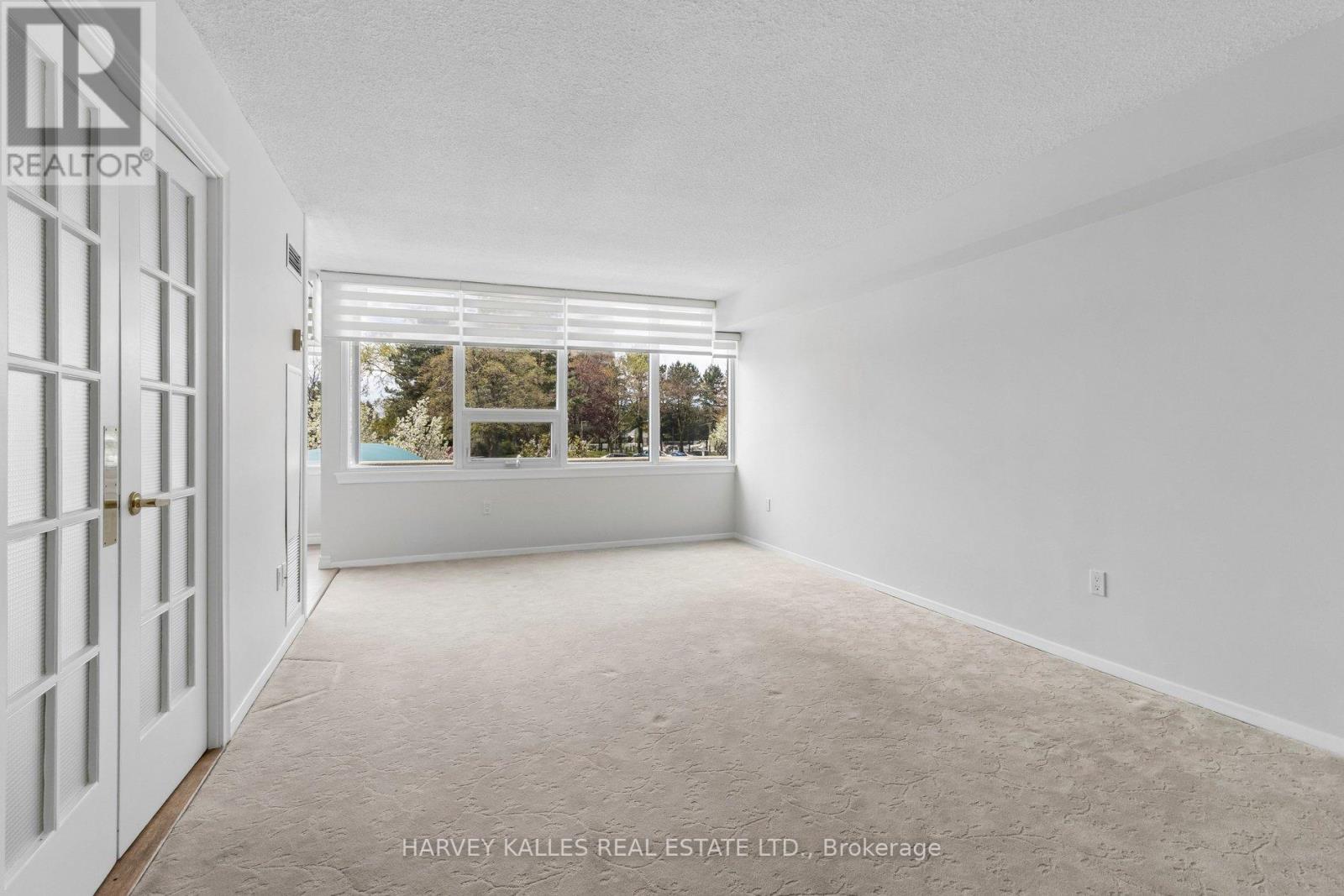 205 - 55 SKYMARK DRIVE
