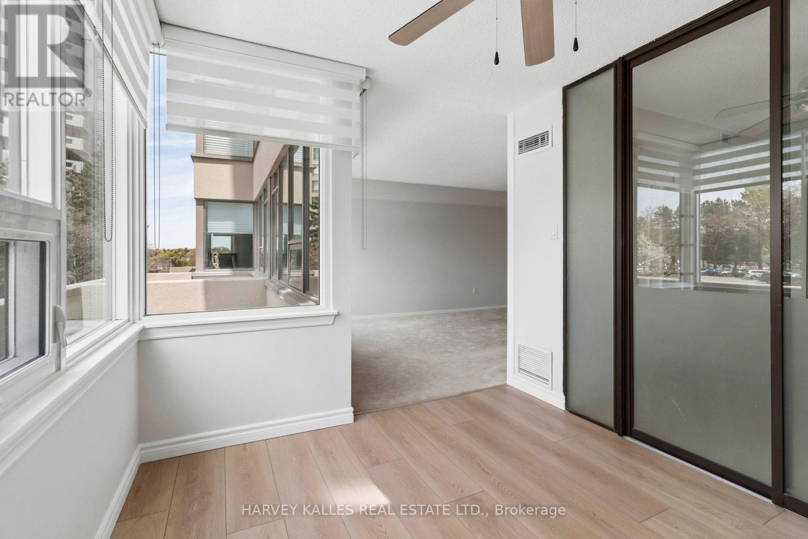 205 - 55 SKYMARK DRIVE