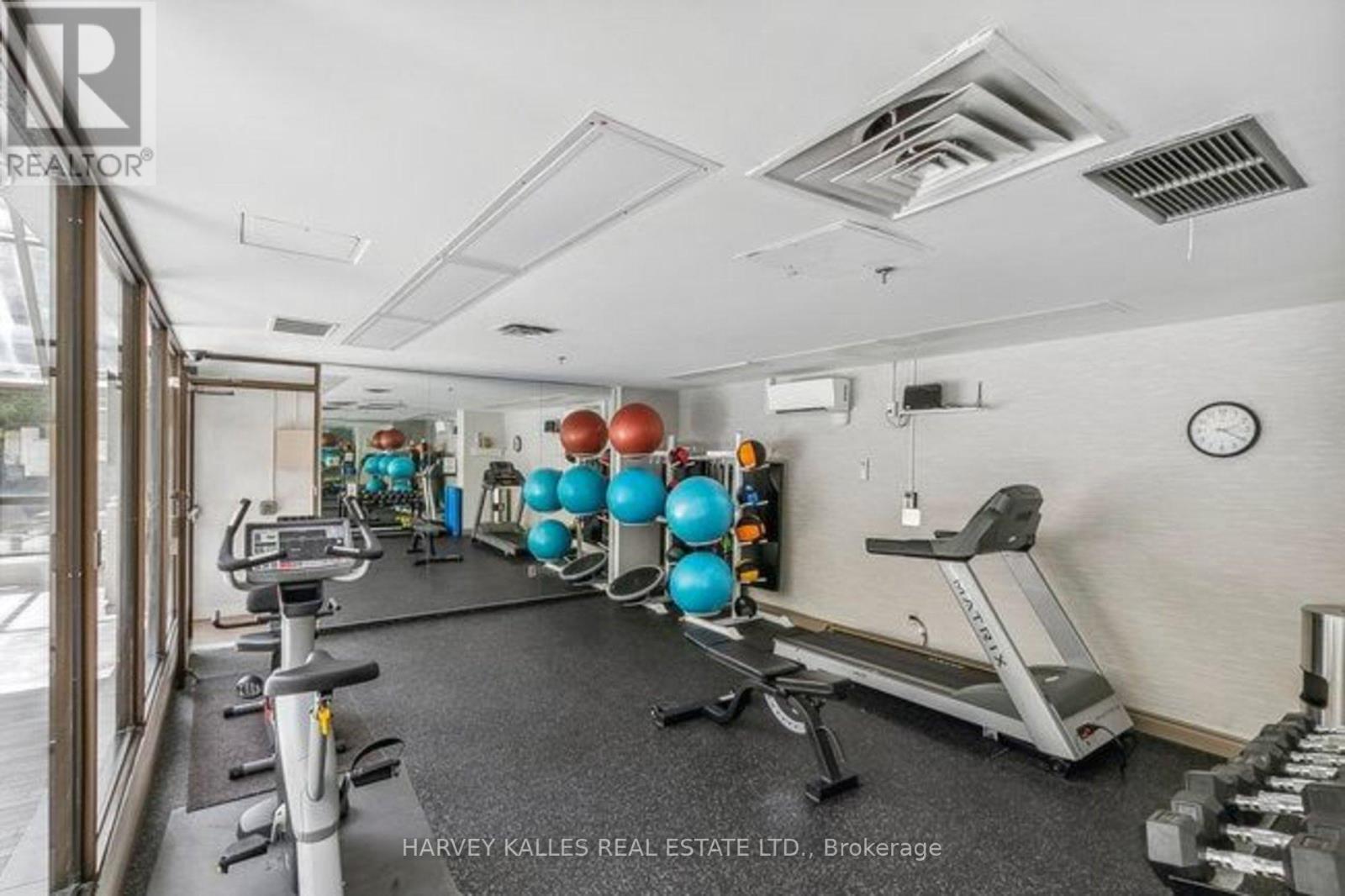 205 - 55 SKYMARK DRIVE