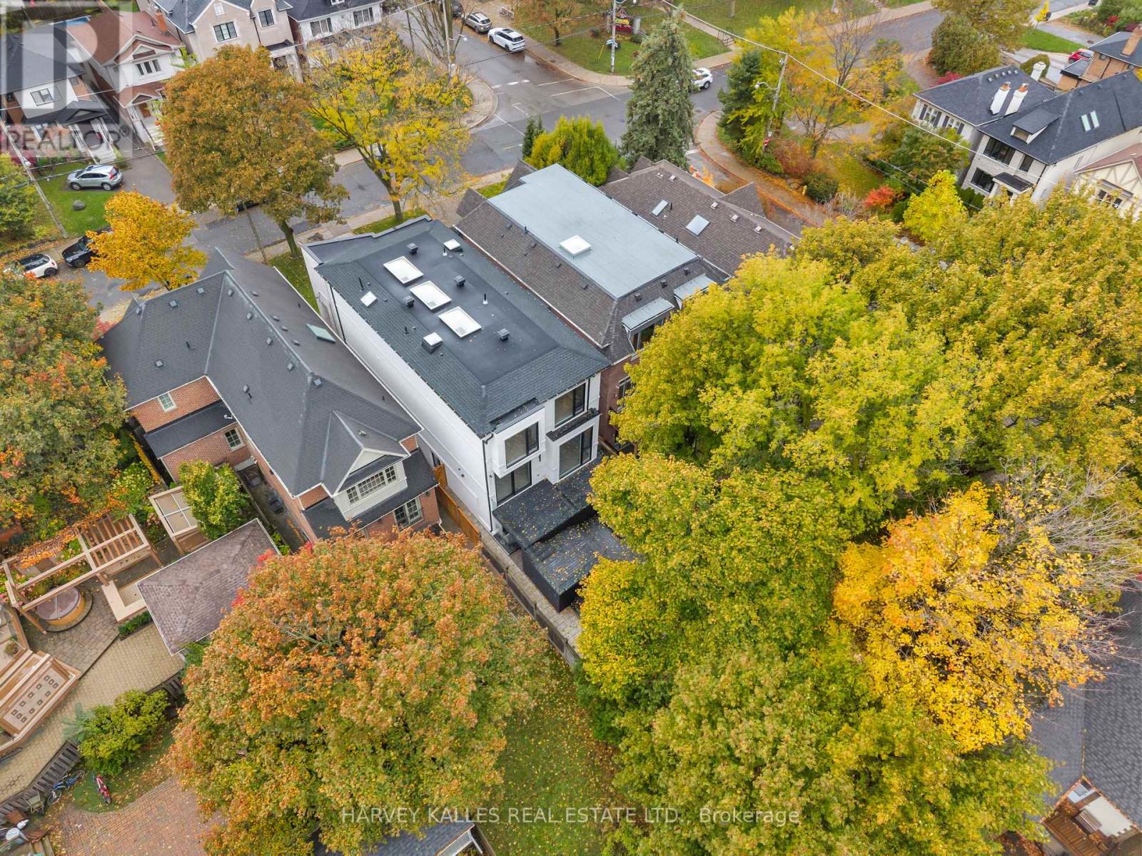 19 RIDLEY BOULEVARD