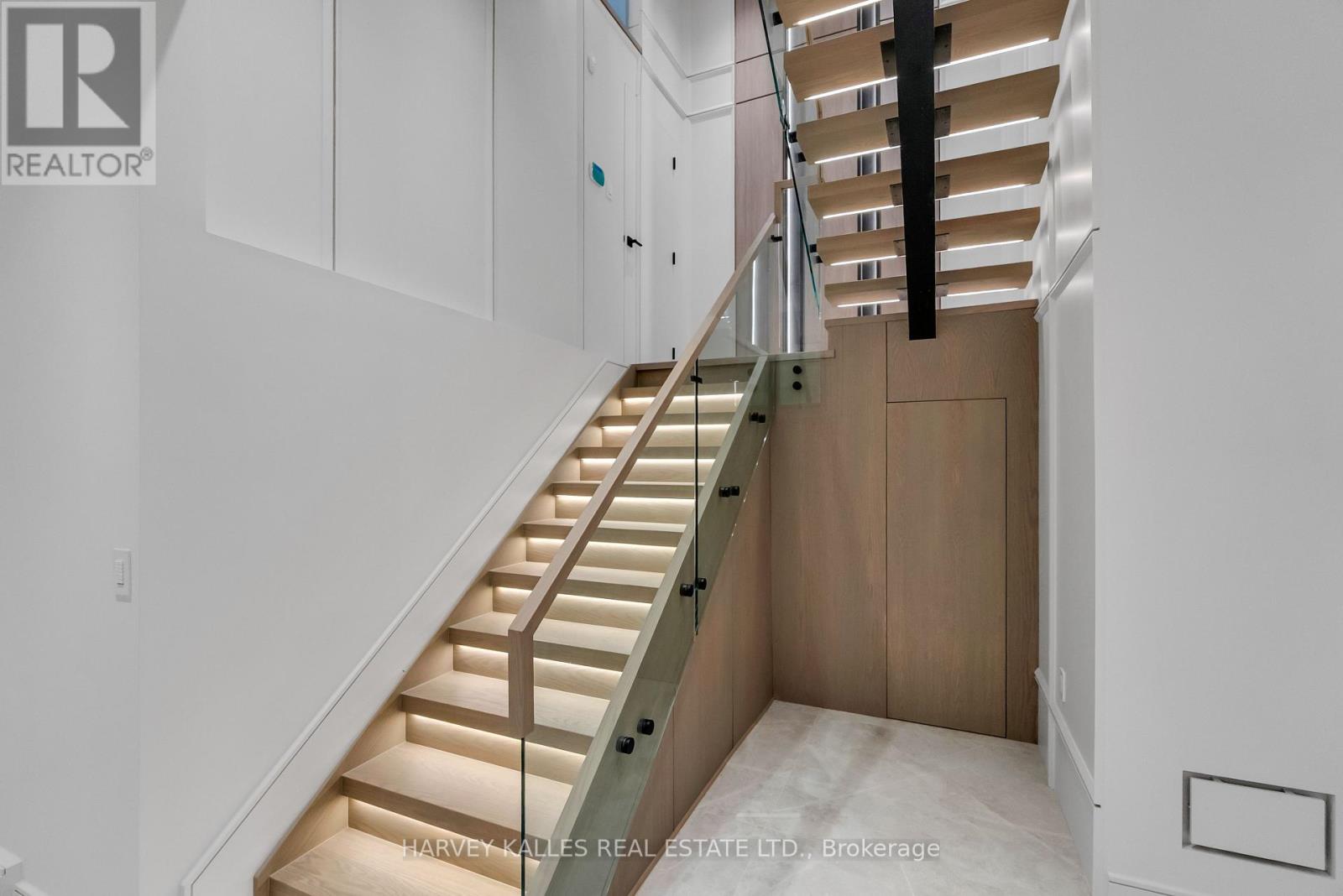 19 RIDLEY BOULEVARD