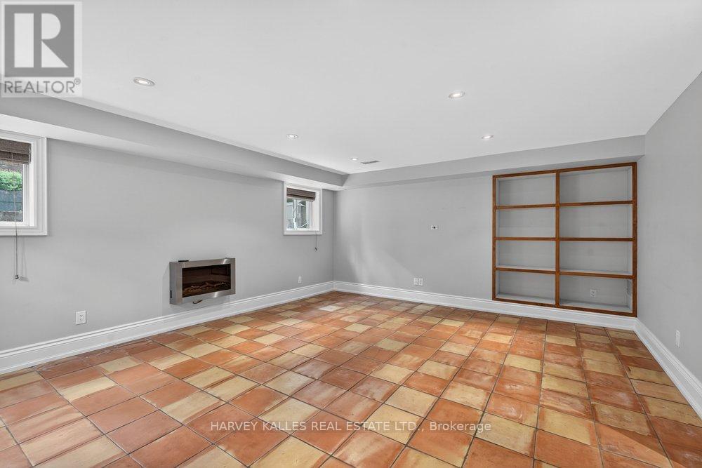 89 BERNARD AVENUE