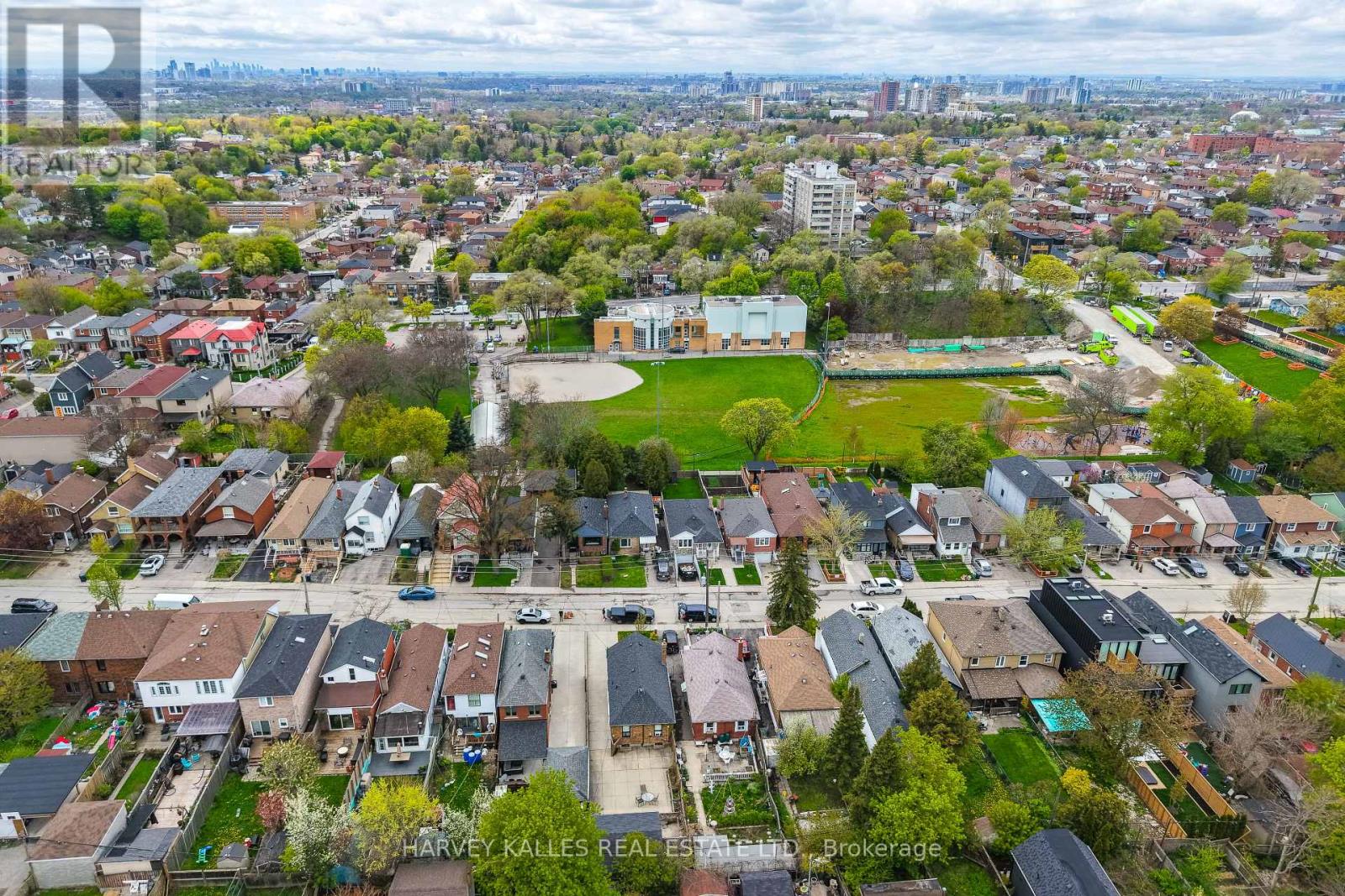 568 NORTHCLIFFE BOULEVARD