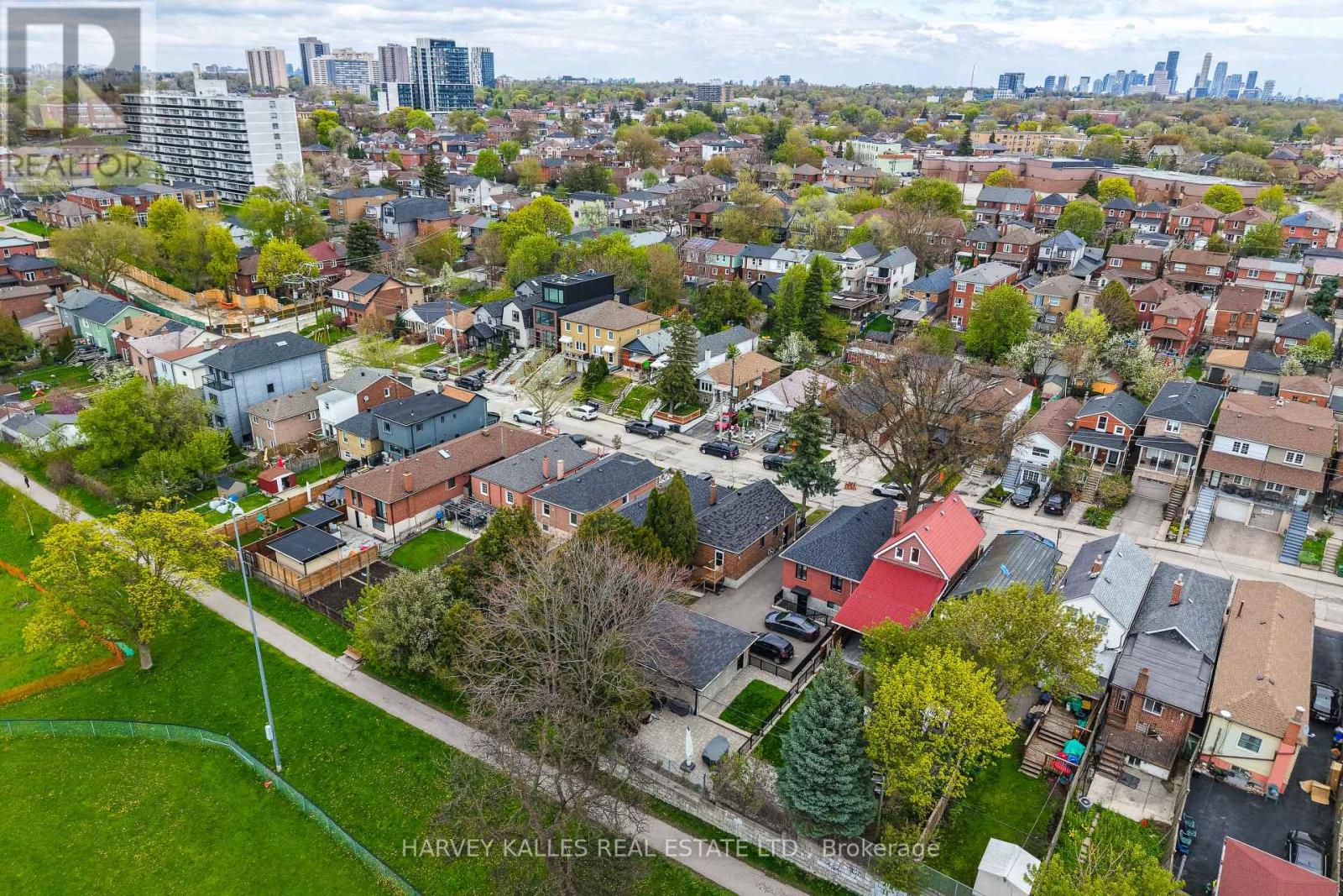 568 NORTHCLIFFE BOULEVARD