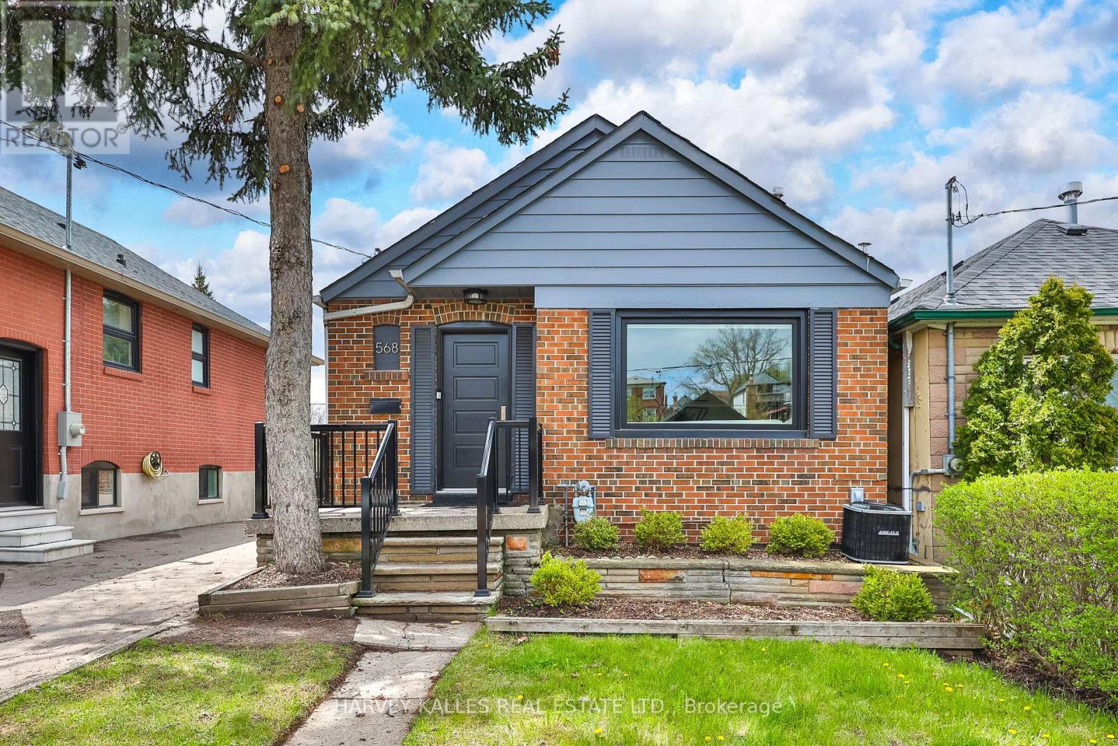 568 NORTHCLIFFE BOULEVARD
