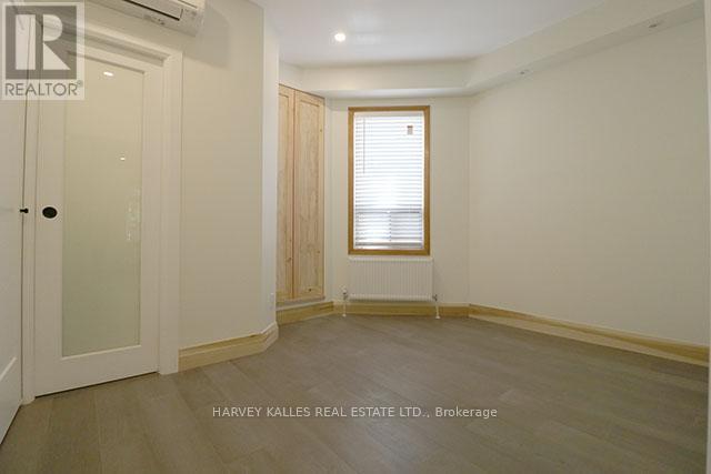 MAIN - 488 LANSDOWNE AVENUE