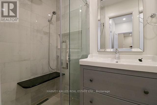 MAIN - 488 LANSDOWNE AVENUE