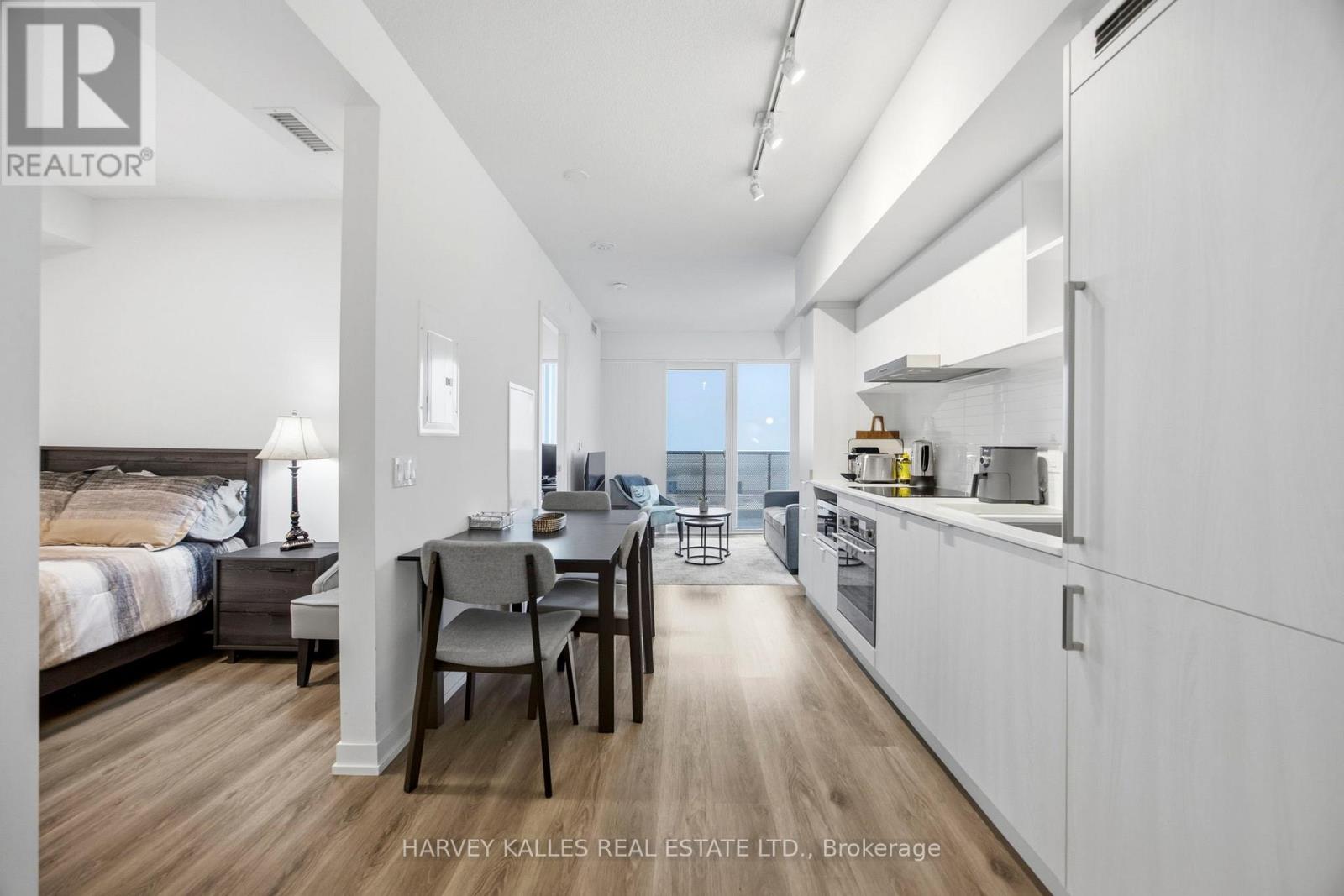 4709 - 138 DOWNES STREET