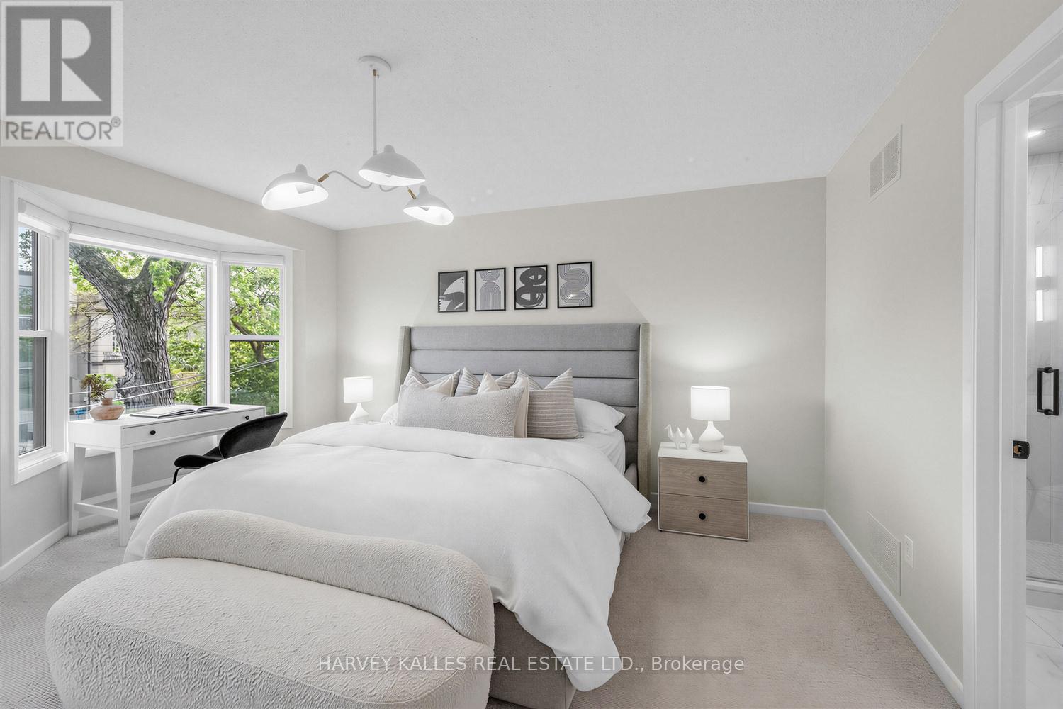 136 BEDFORD PARK AVENUE