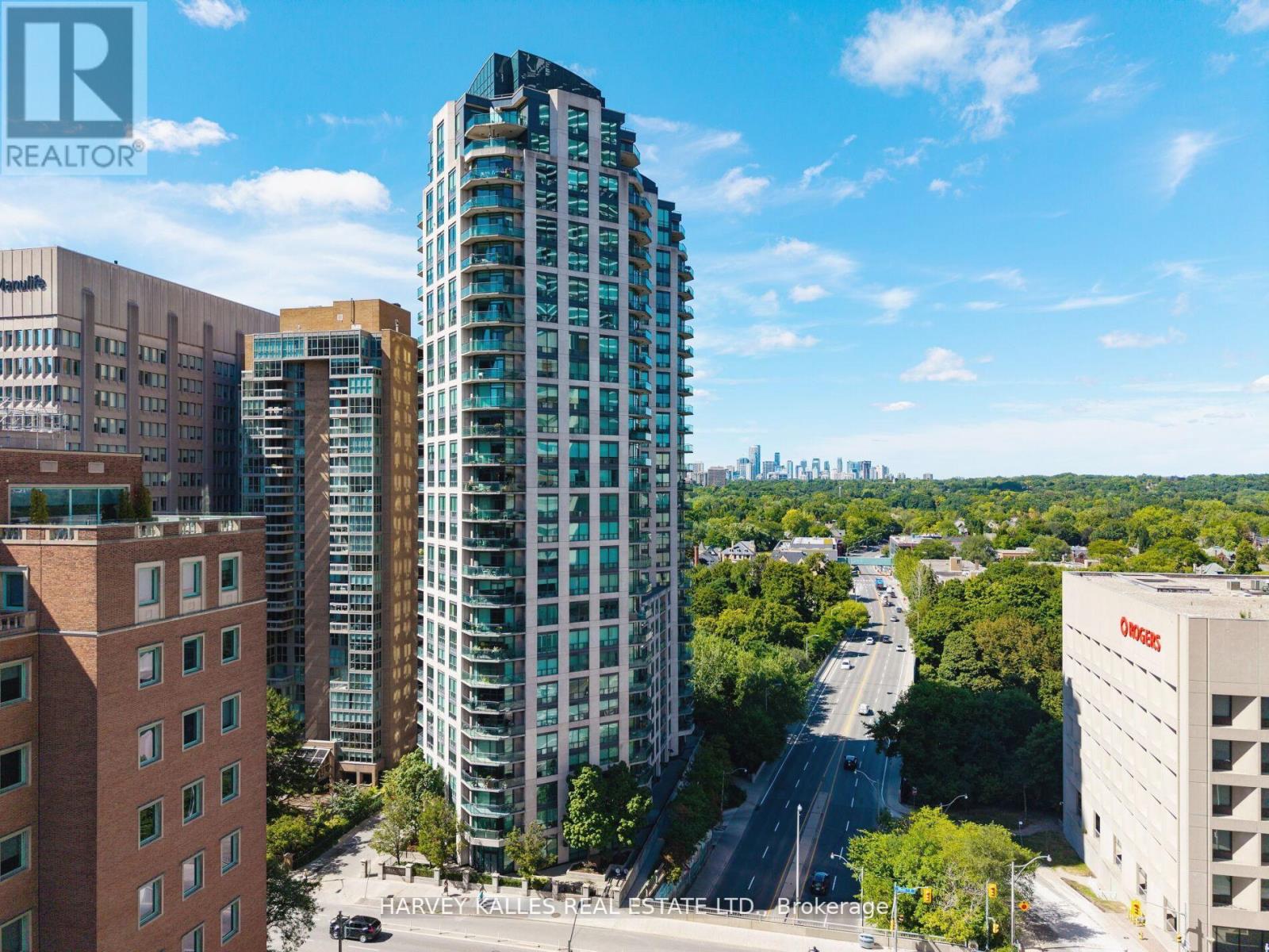 2701 - 300 BLOOR STREET E