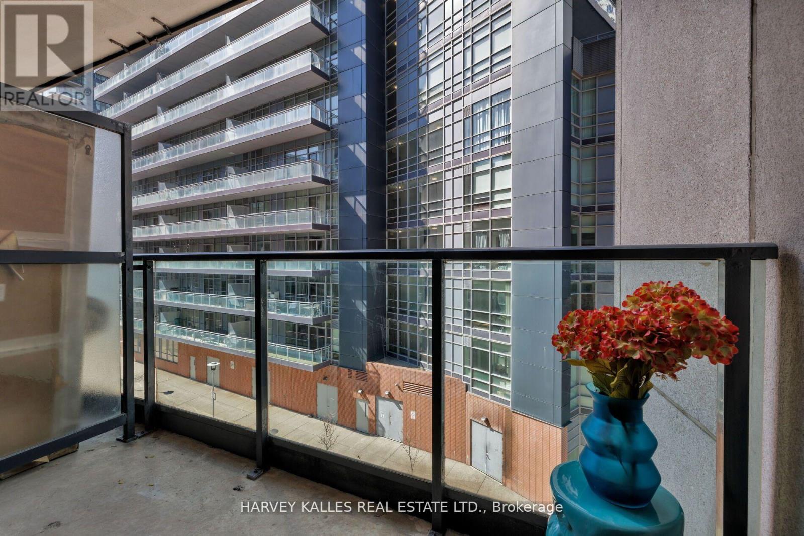 401 - 600 FLEET STREET