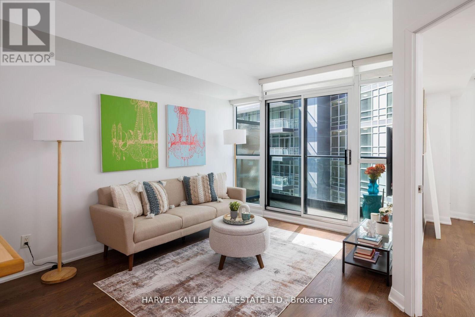 401 - 600 FLEET STREET