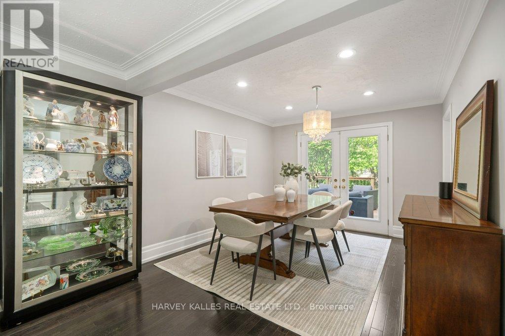 63 WESTGATE BOULEVARD