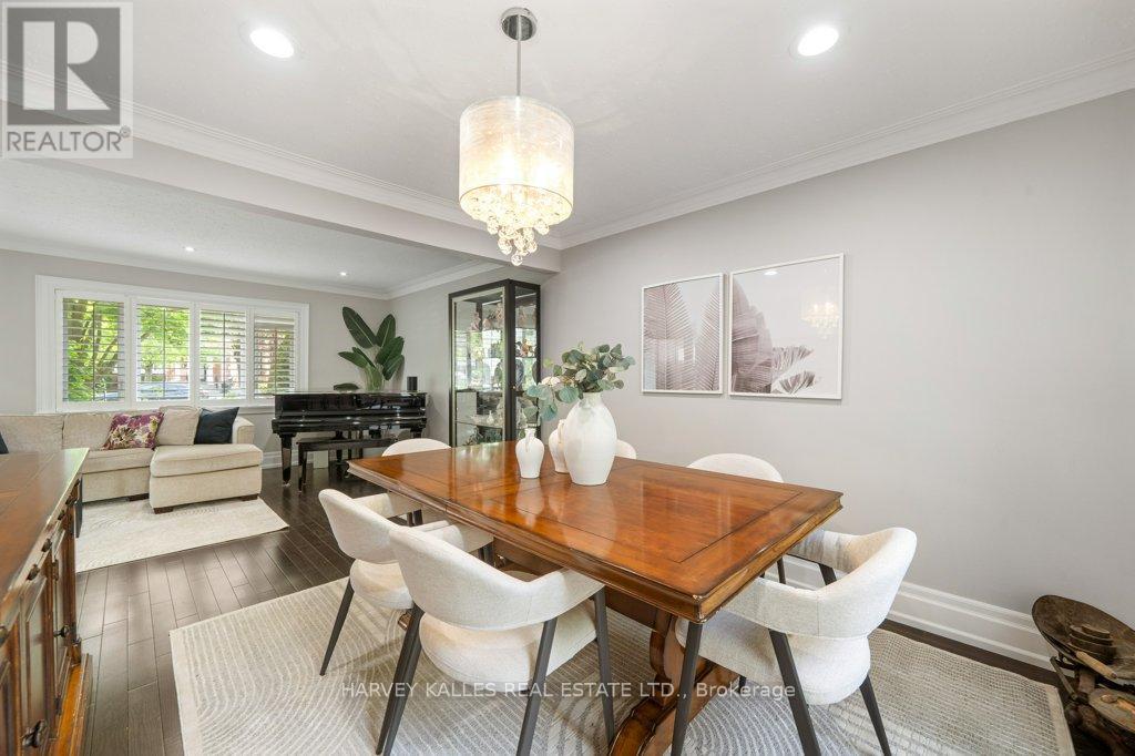 63 WESTGATE BOULEVARD