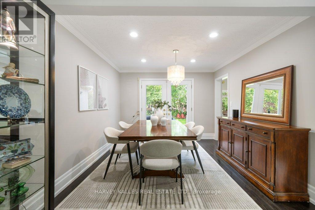 63 WESTGATE BOULEVARD
