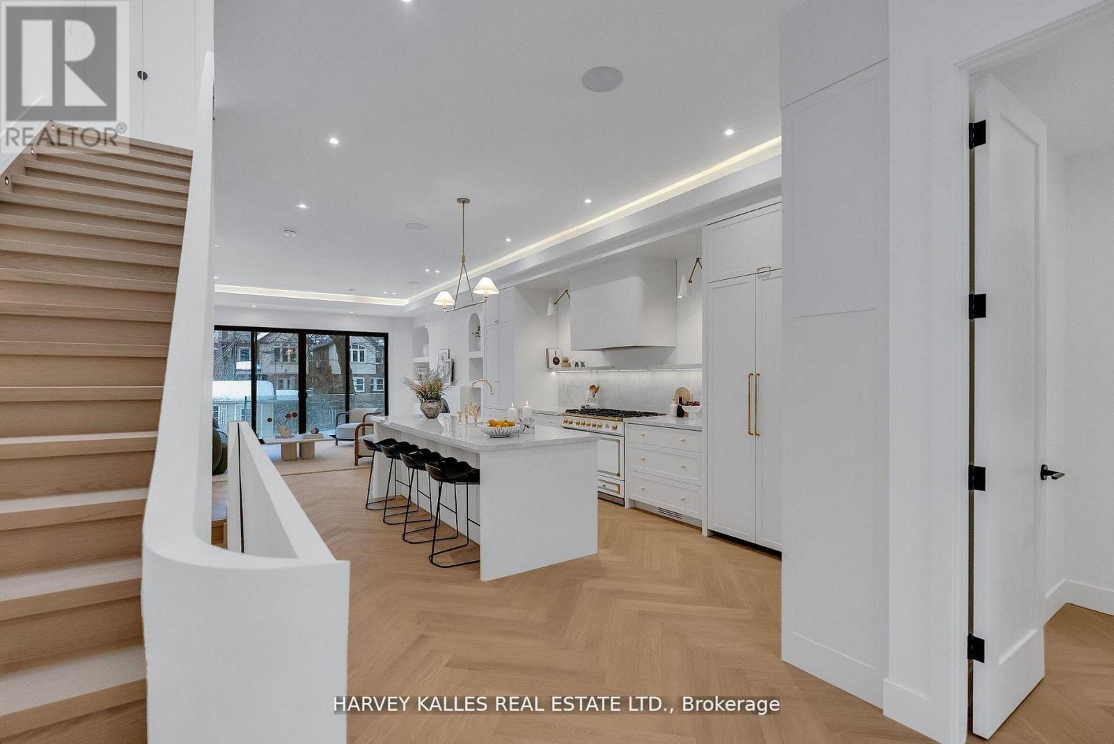 101 BRIAR HILL AVENUE