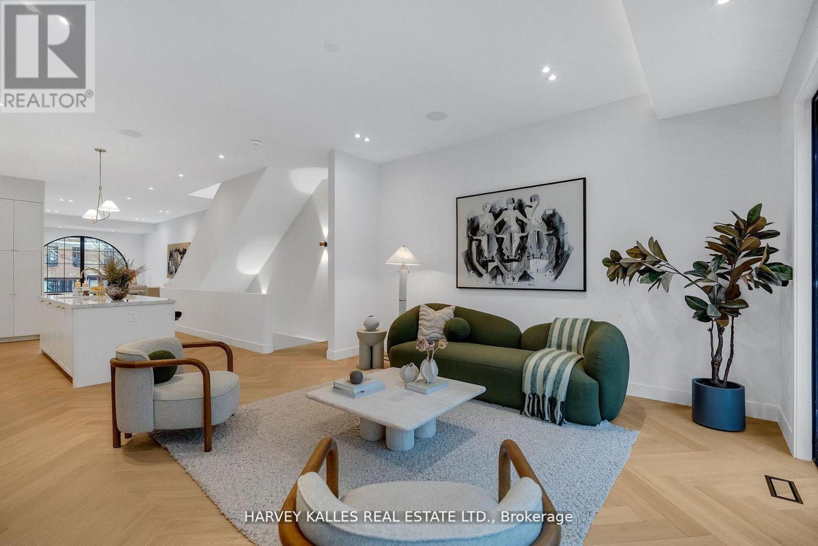 101 BRIAR HILL AVENUE