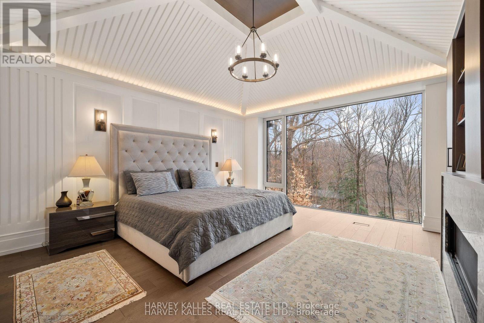 140 SANDRINGHAM DRIVE