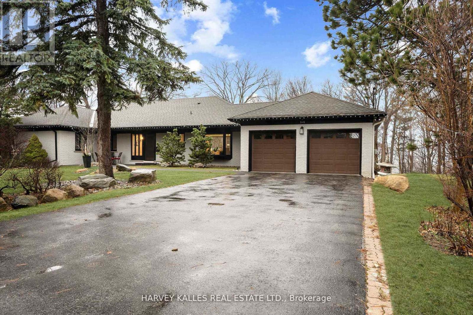 140 SANDRINGHAM DRIVE