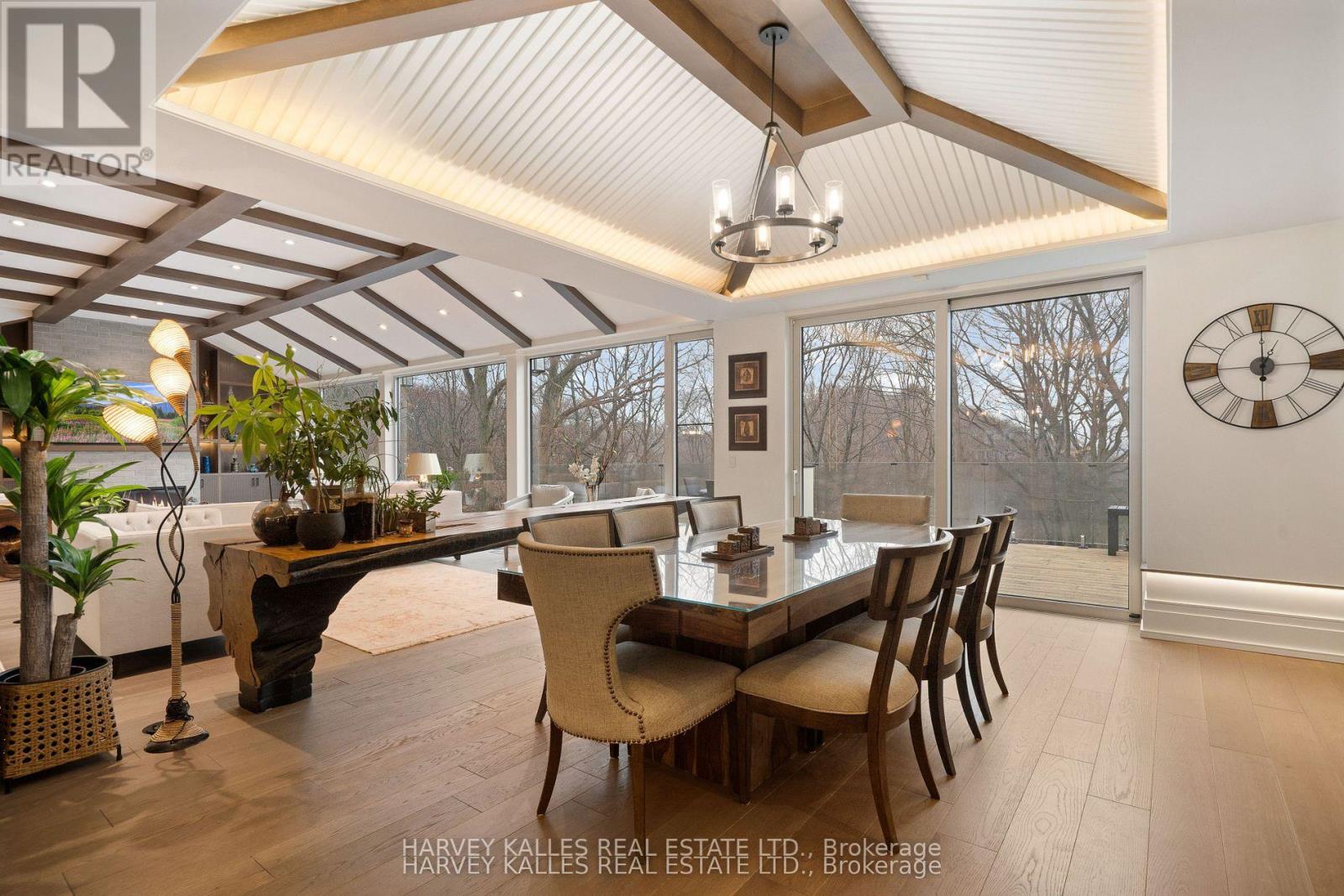 140 SANDRINGHAM DRIVE
