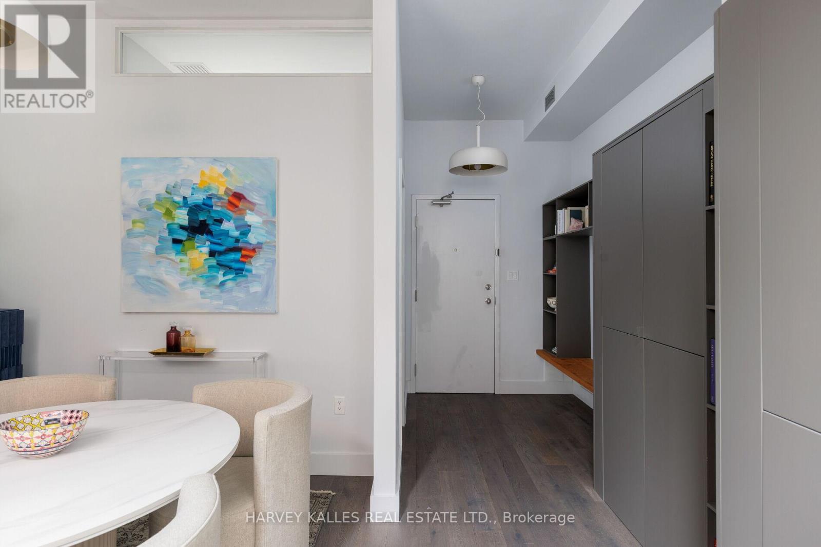 304 - 287 RICHMOND STREET E