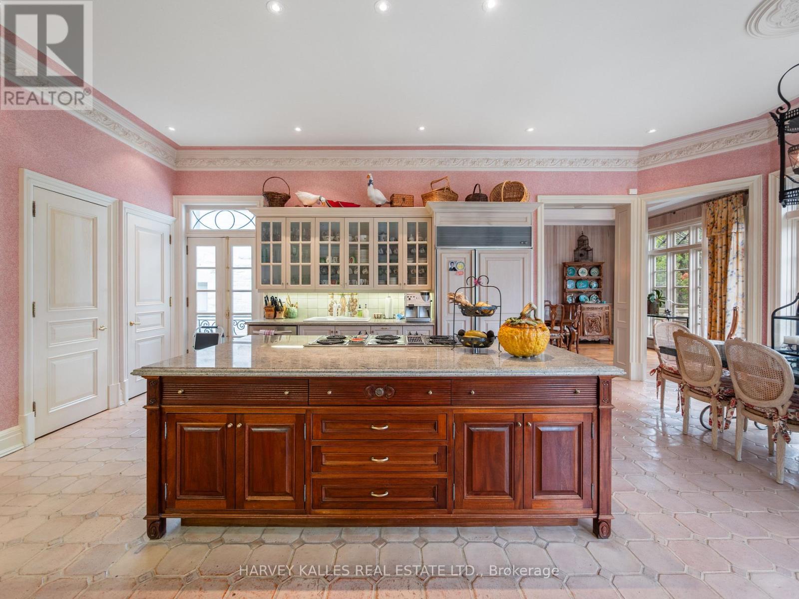 94 DUNVEGAN ROAD