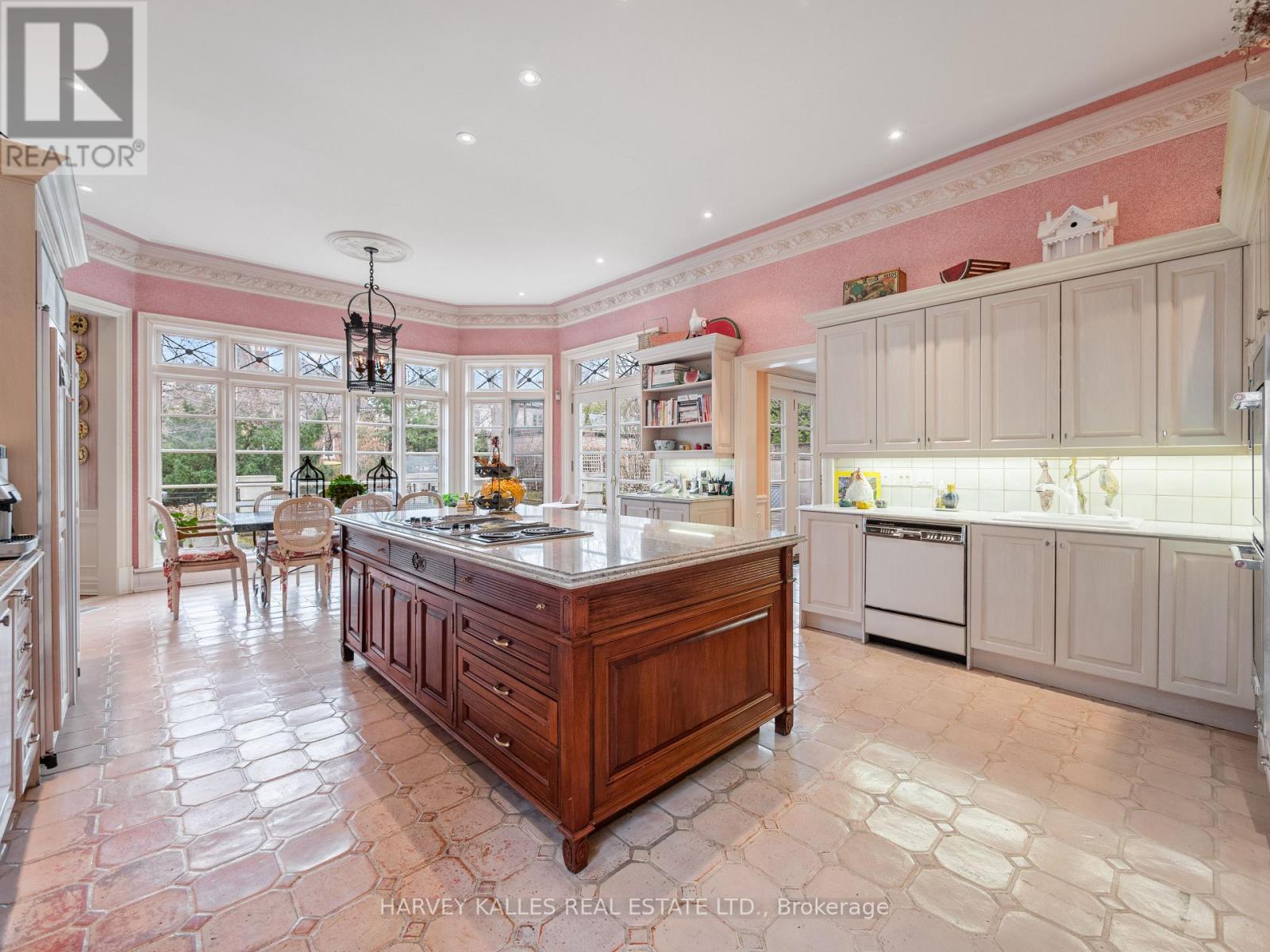 94 DUNVEGAN ROAD