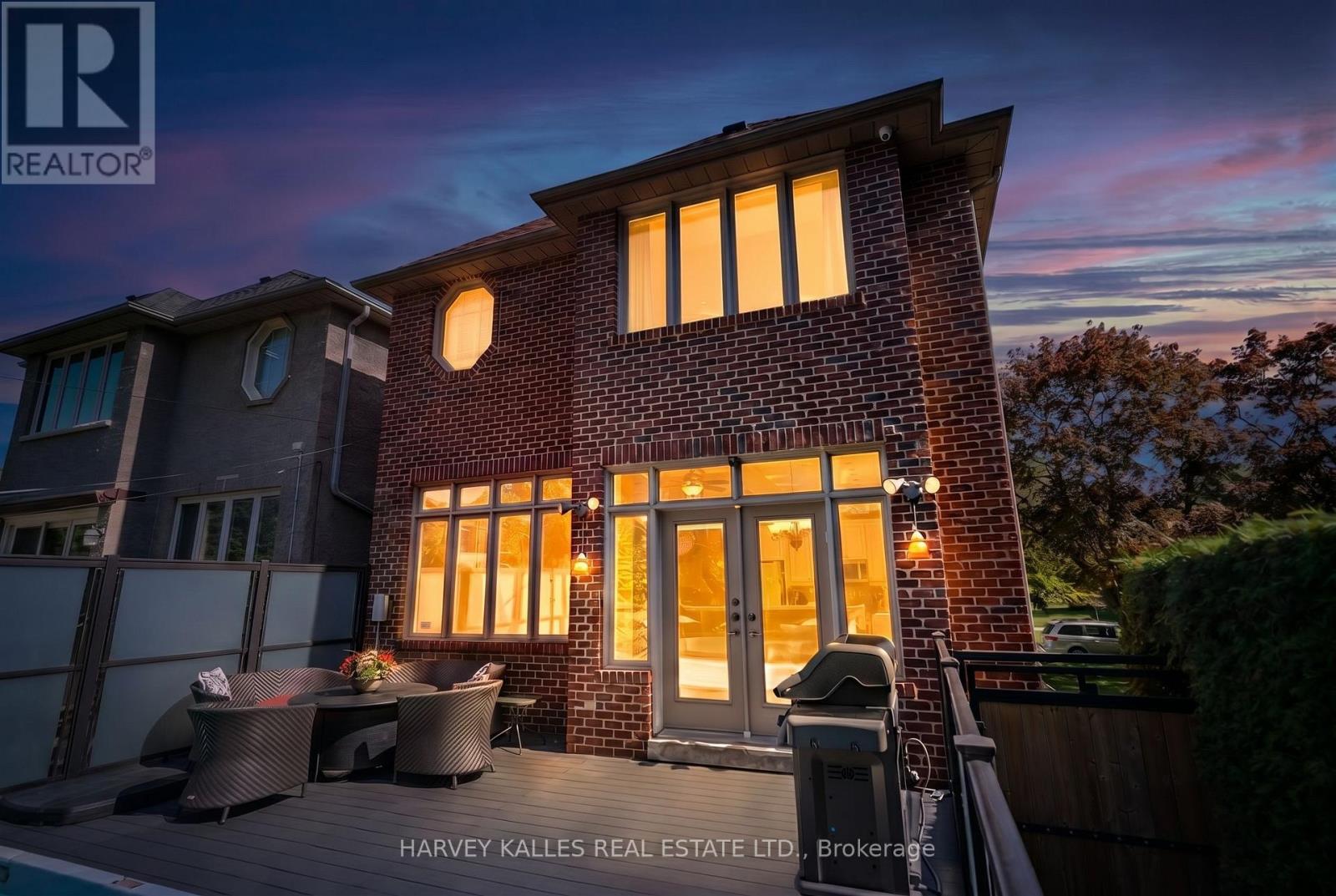 466 GLENGARRY AVENUE