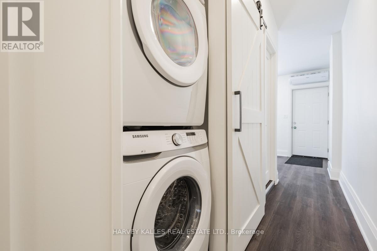 UPPER - 657 ST CLAIR AVENUE W