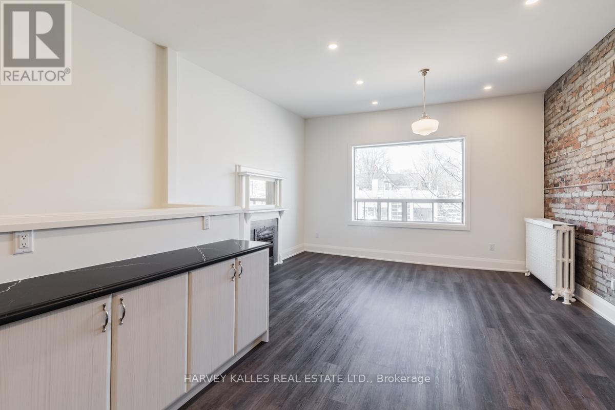 UPPER - 657 ST CLAIR AVENUE W