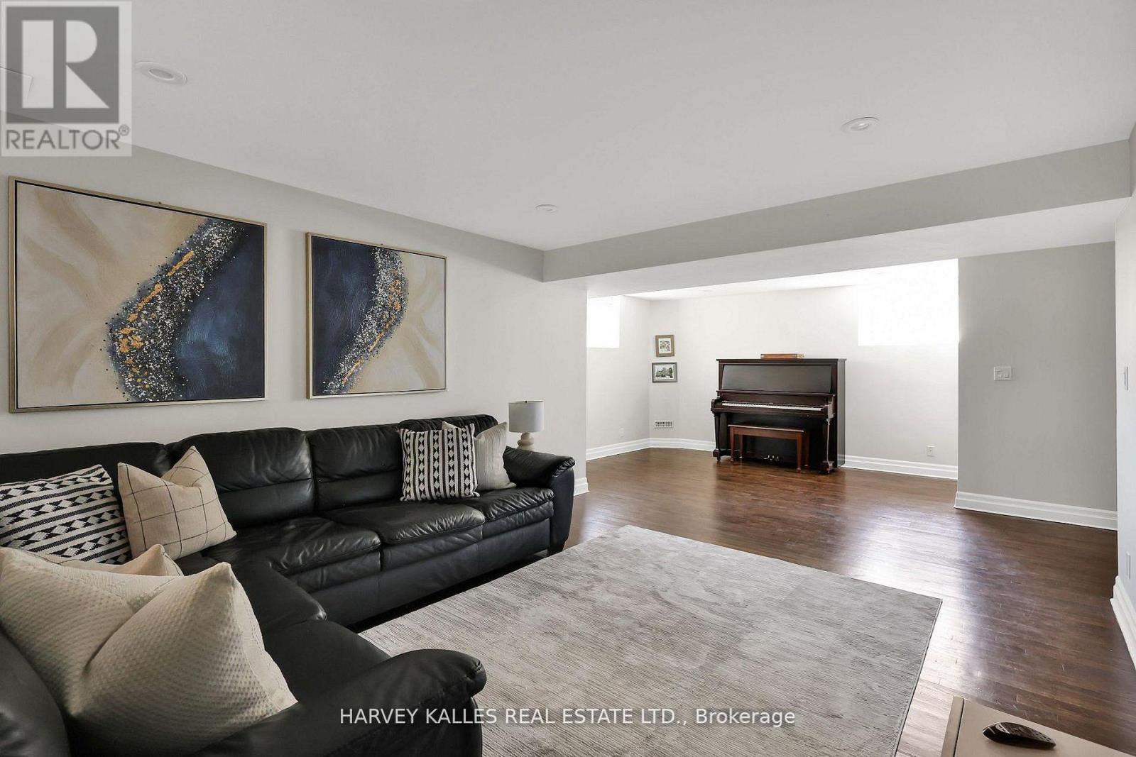 131 BANNOCKBURN AVENUE
