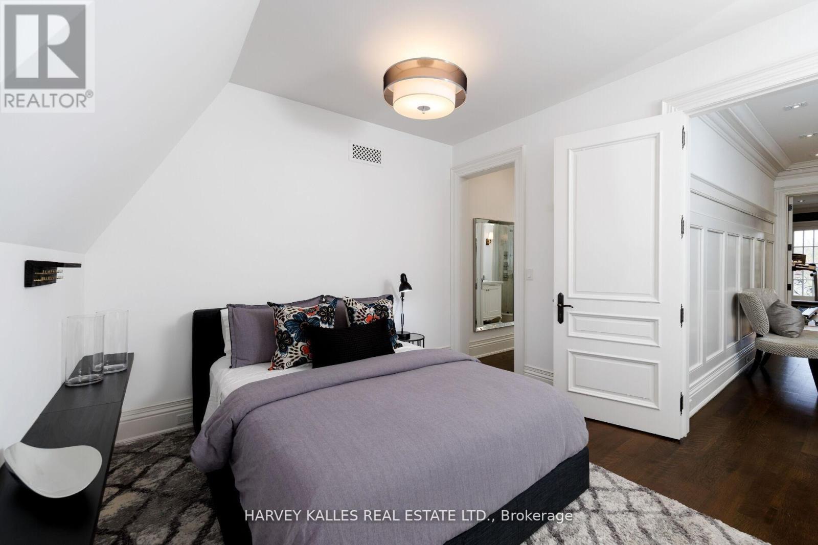 215 DUNVEGAN ROAD