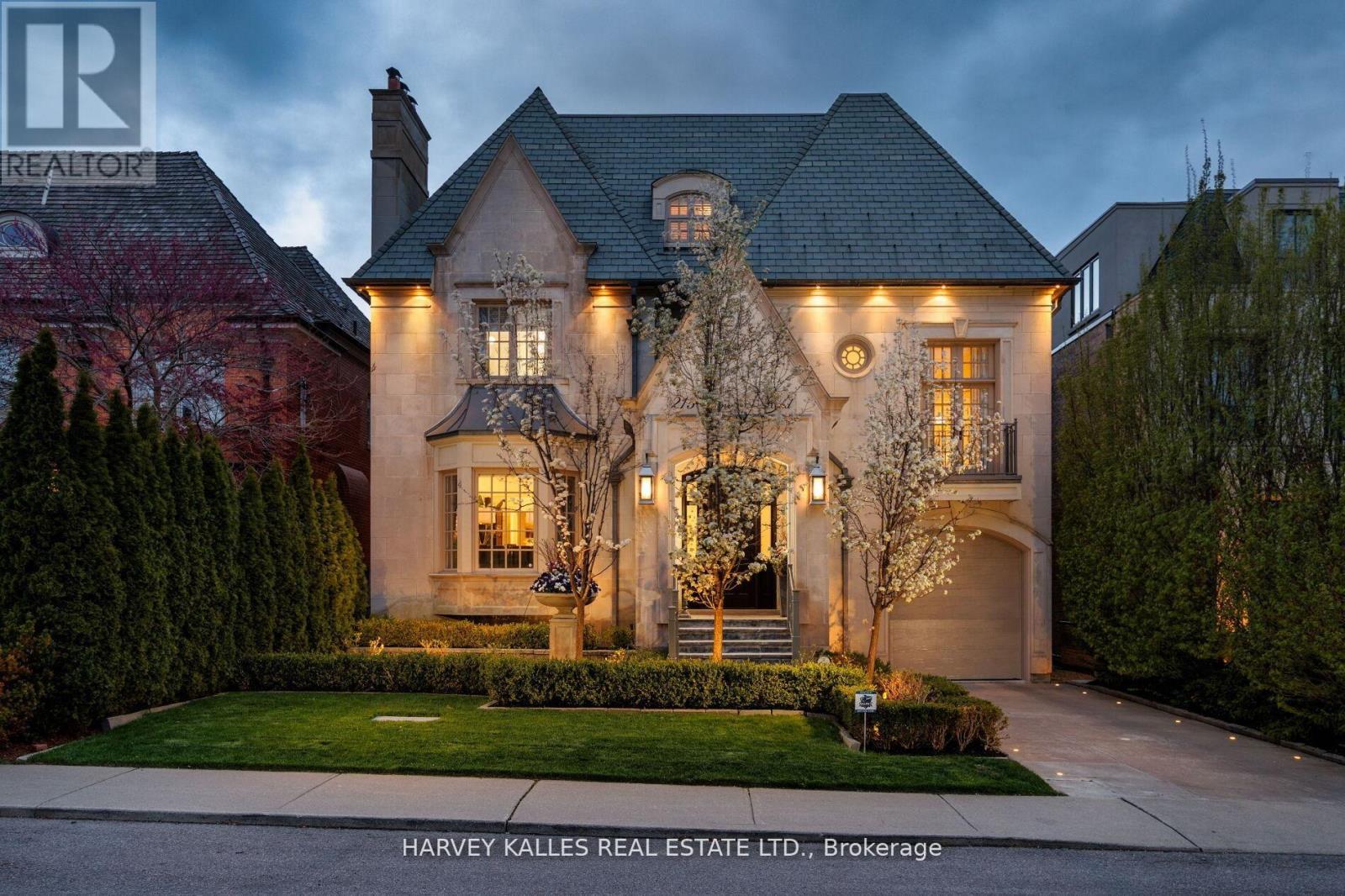 215 DUNVEGAN ROAD
