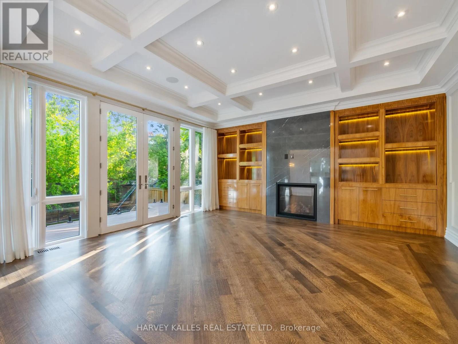 73 LORD SEATON ROAD